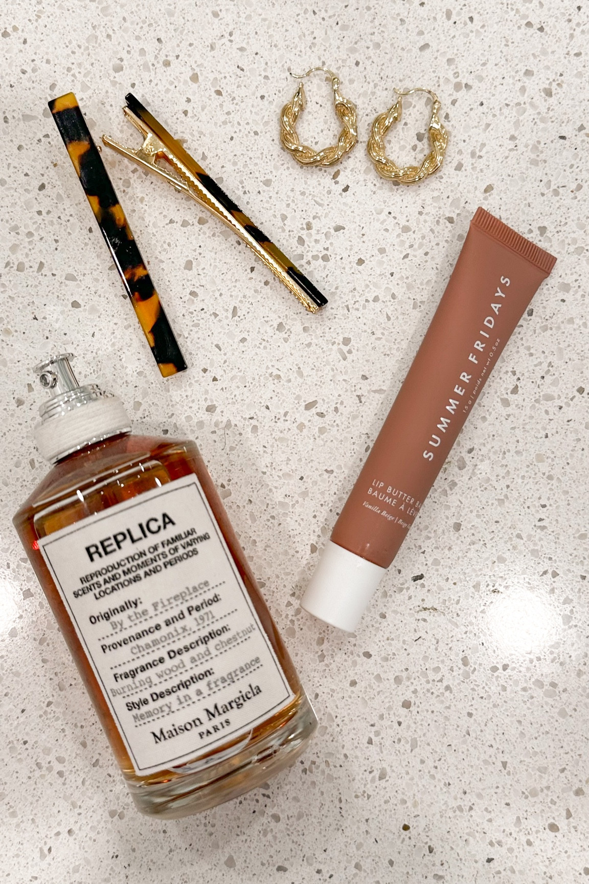 Accessories. Perfume. Hair clips. Lip balm. Lip gloss. Earrings. Hoops. Jewelry 

#LTKbeauty #LTKunder50 #LTKstyletip