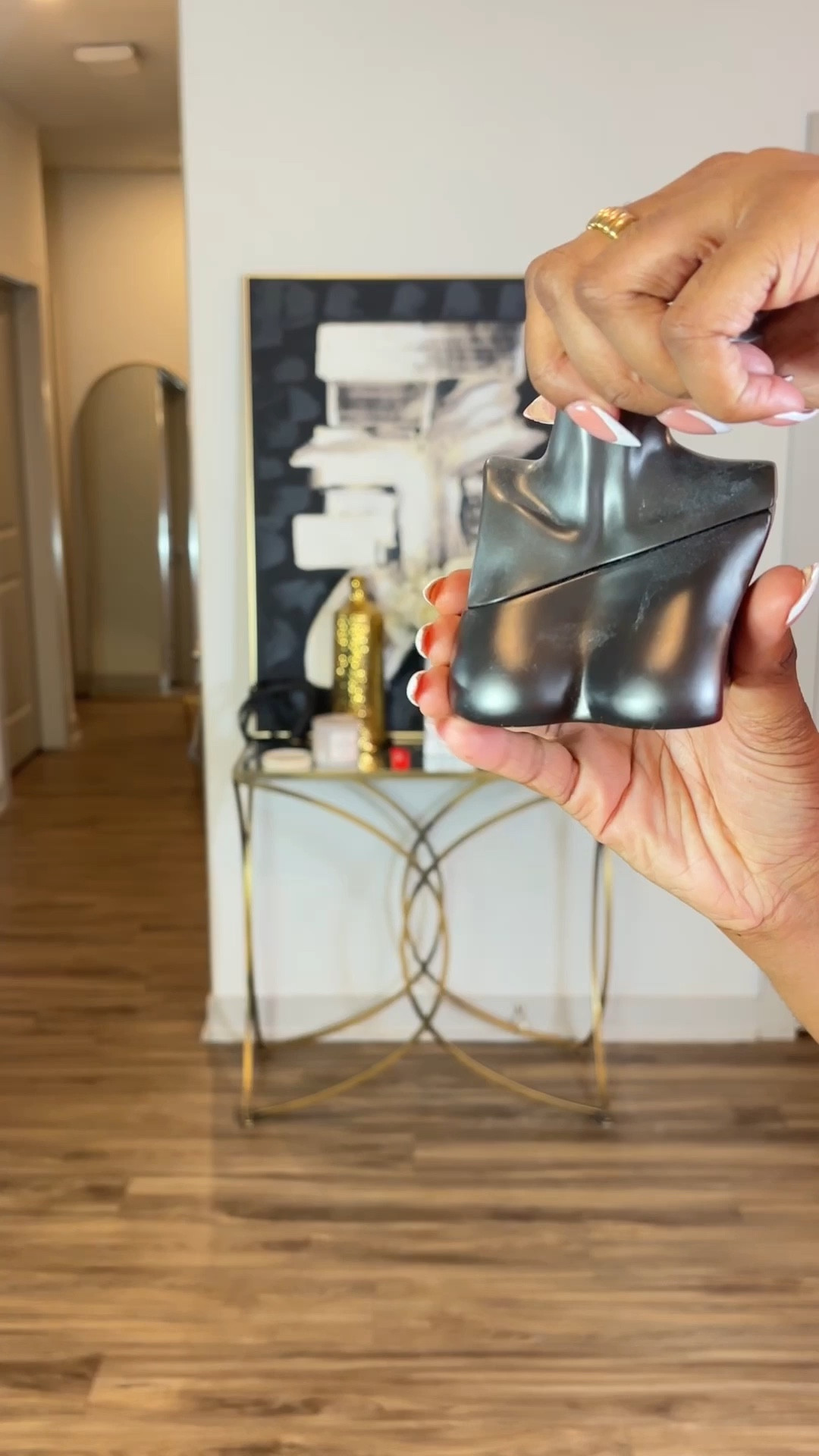 Ulta has Billie Eilish Perfume on 💰 
The original scent is 50 % off #perfume #Ulta #sale 