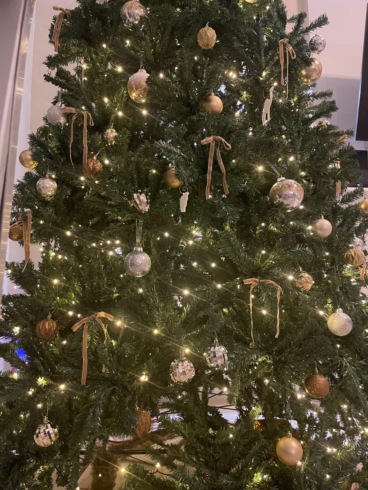 SIMISI RIBBON 24 Pcs Red Velvet Christmas Tree Bows Door Garland Decor Vintage Wreath Bow (3/8'' ... | Amazon (US)