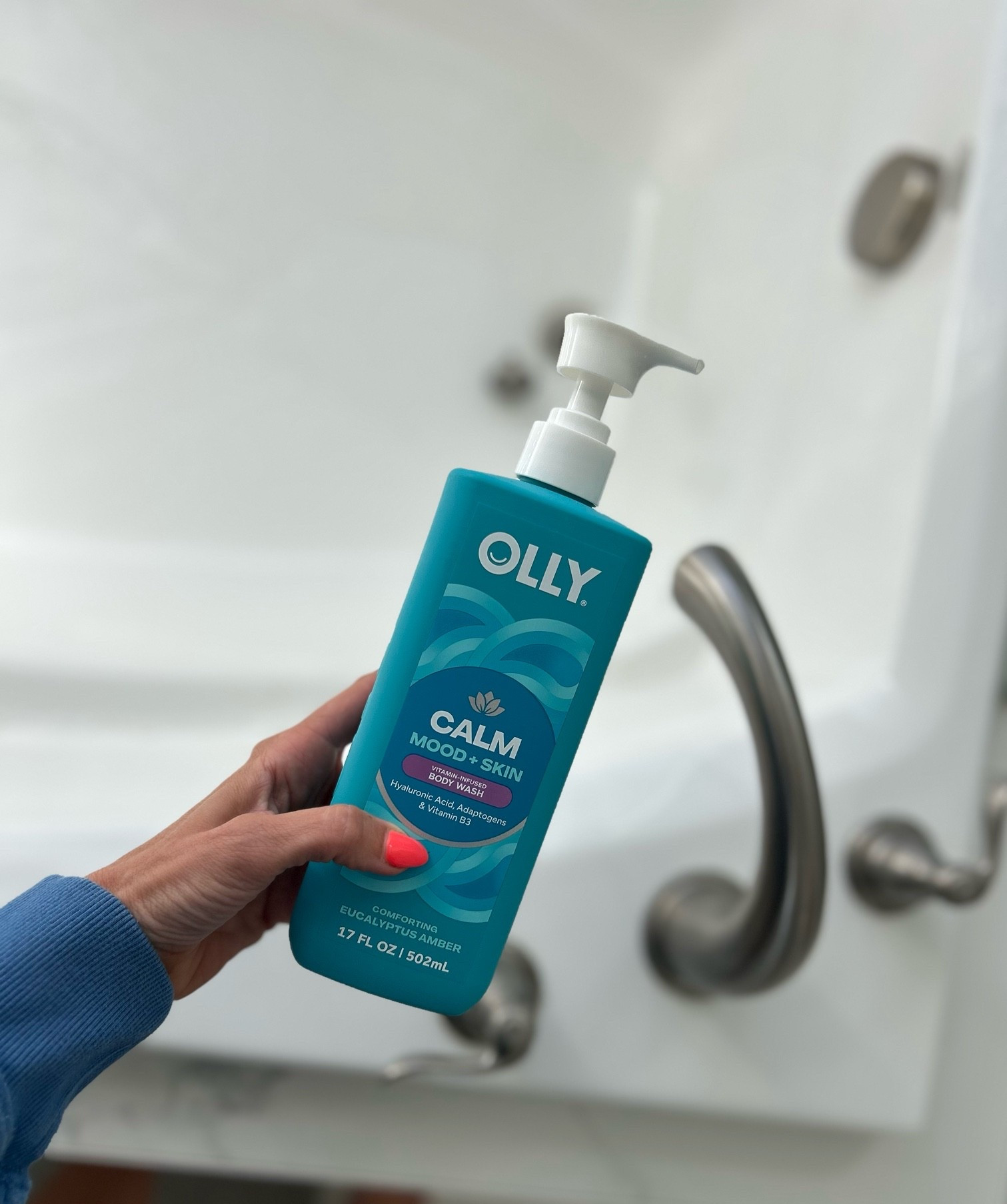 #OllyPartner This time of year gets pretty stressful for us women. A million things to check off that To-Do list! Good thing Olly is helping to calm us down with their mood + skin body products! This Calm body wash is one of my faves. It makes me feel like I’m at a high end spa for under $10! Snag it now and wash those worries away! @ollywellness