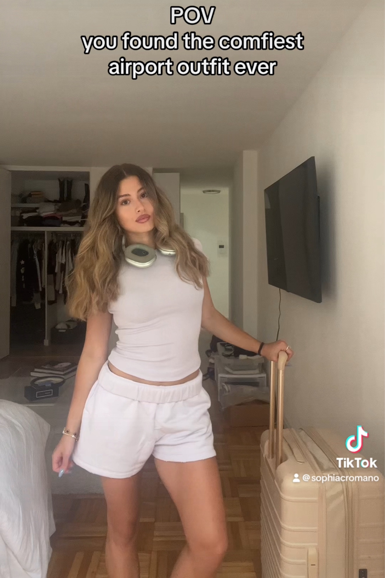 comfiest airport fit💜 

#LTKFindsUnder100 #LTKTravel #LTKStyleTip