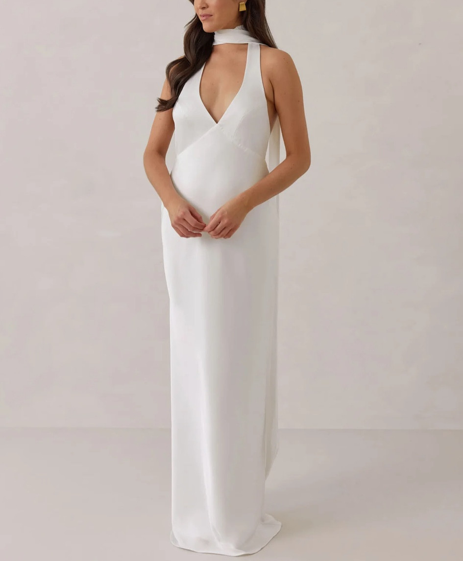 Rehearsal Dinner Dress Idea for Bride

#LTKWedding #LTKStyleTip #LTKParties
