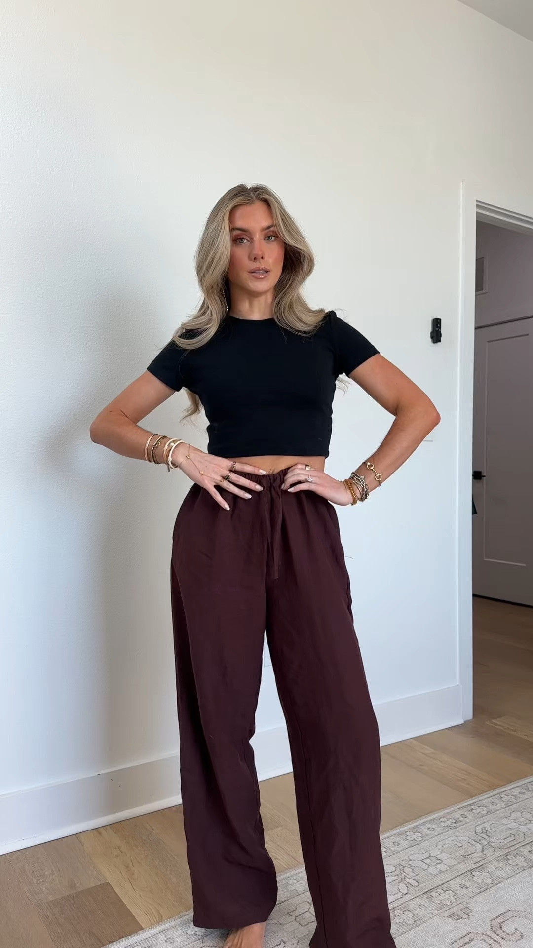 Cuts clothing code SLOANEV. Cool and confident. For the days you need to be effortlessly polished. A slim fit tee that perfectly pairs with your favorite trouser or straight denim. Style it up with jewelry and a strappy heel or keep it casual with a chunky sneaker.

#LTKSaleAlert #LTKootd #LTKdayinmylife