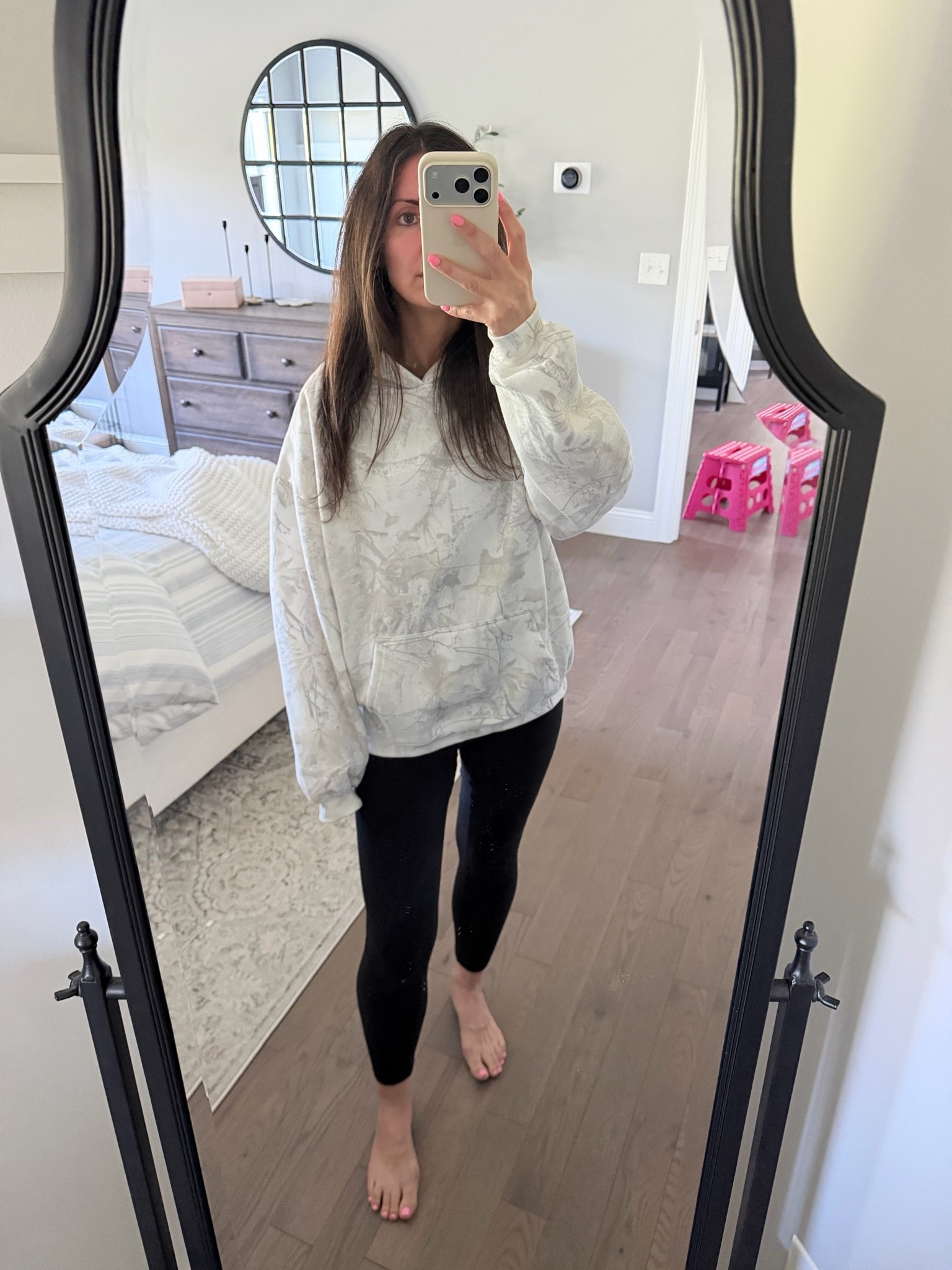 Amazon finds 
Women’s Amazon clothing
Camo hoodie