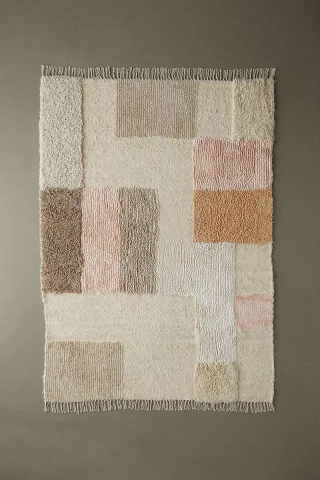 Marhi Shaggy Check Rug | Urban Outfitters (US and RoW)