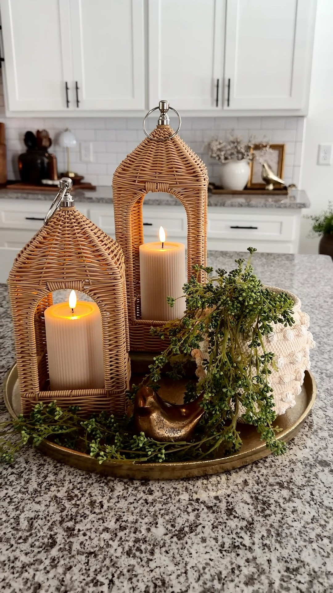 Suzanna great look for an outdoor coffee table!