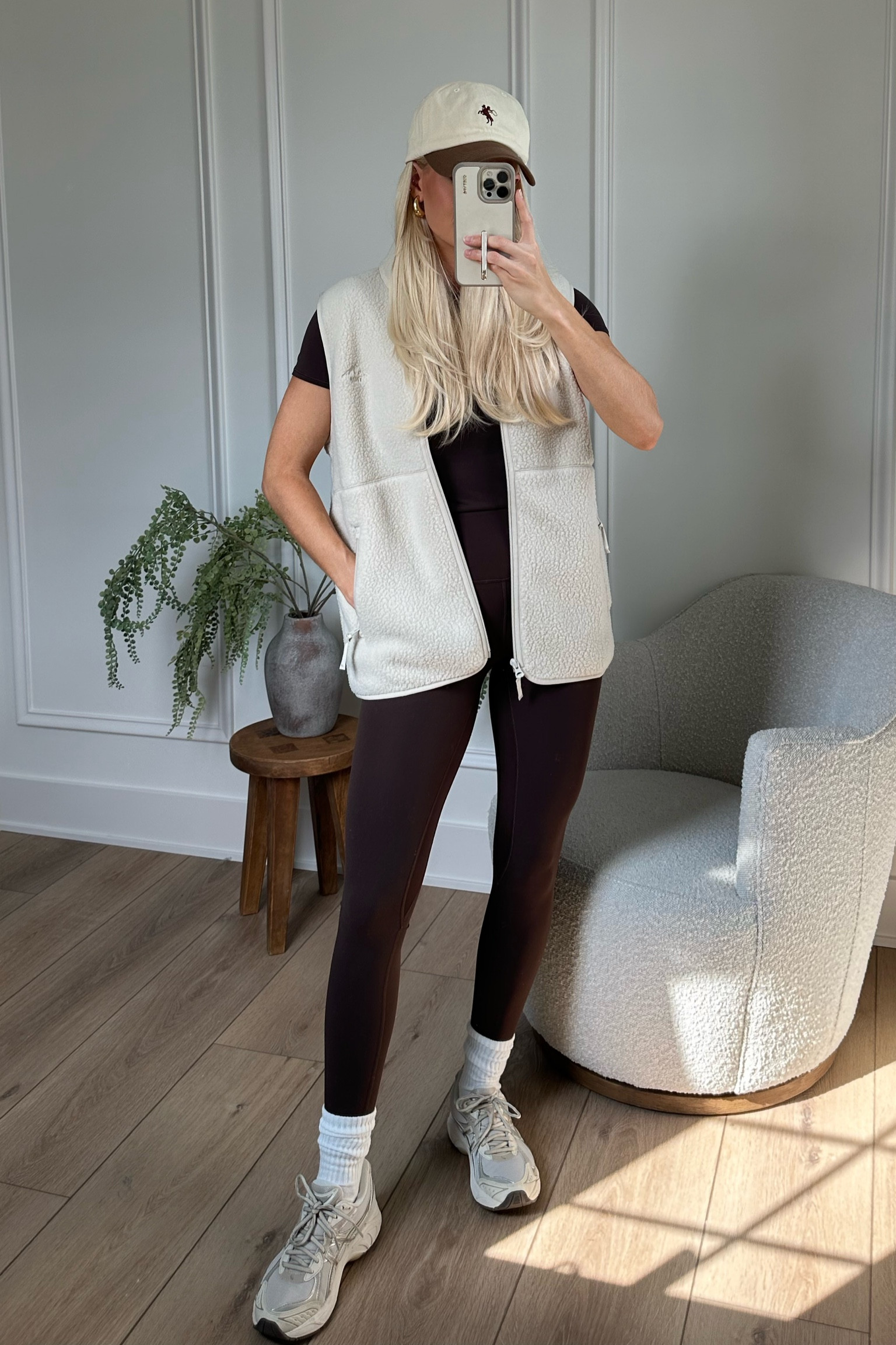 Fall walk Outfit! Small in top, medium in vest, 4 in leggings.

#kathleenpost #aspen #mountainvibes

#LTKTravel #LTKSeasonal #LTKStyleTip