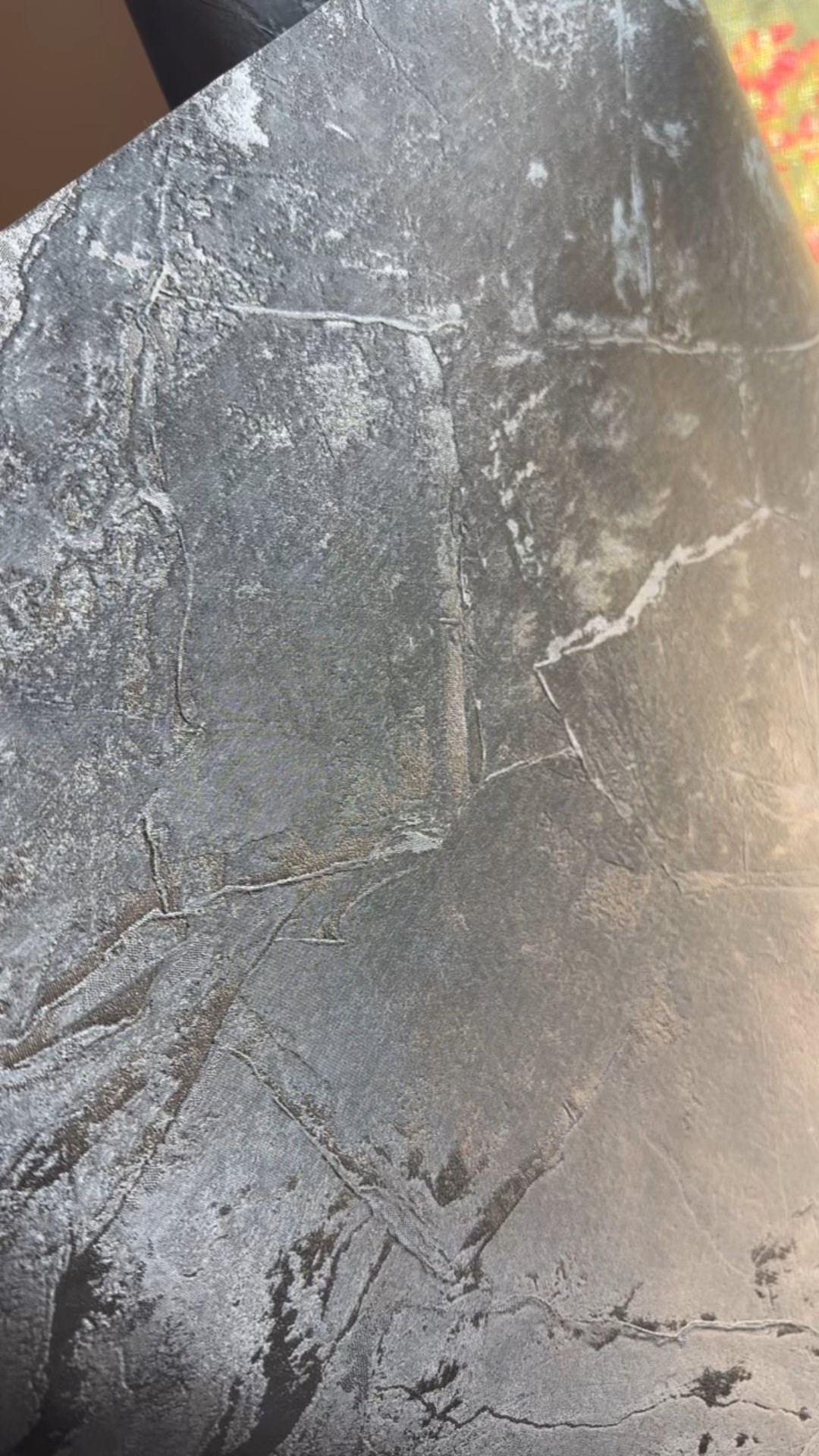 So in love with this wall paper!! It looks way better in person!!  

#LTKStyleTip #LTKHome #LTKFamily