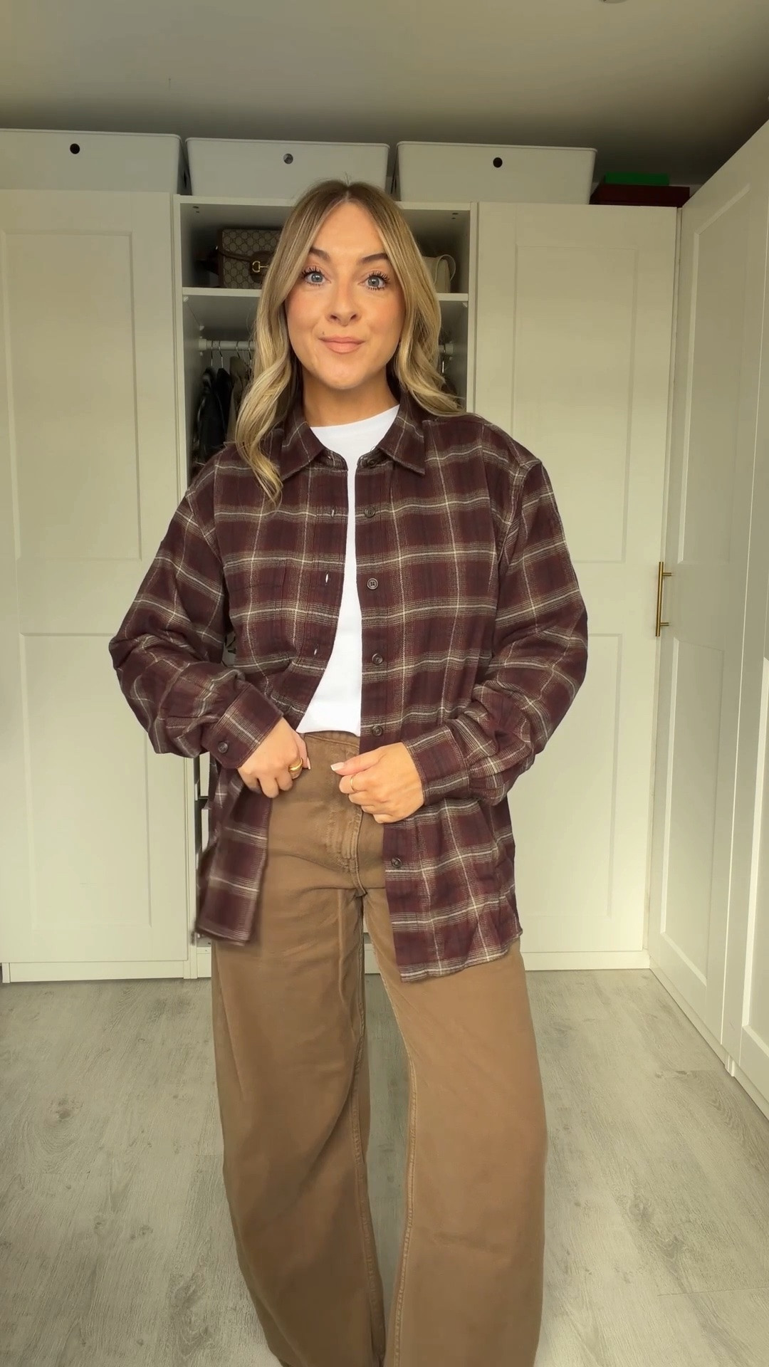 Flannel Shirt: small 
Jeans: 25 short leg 
Long sleeve T-shirt: small