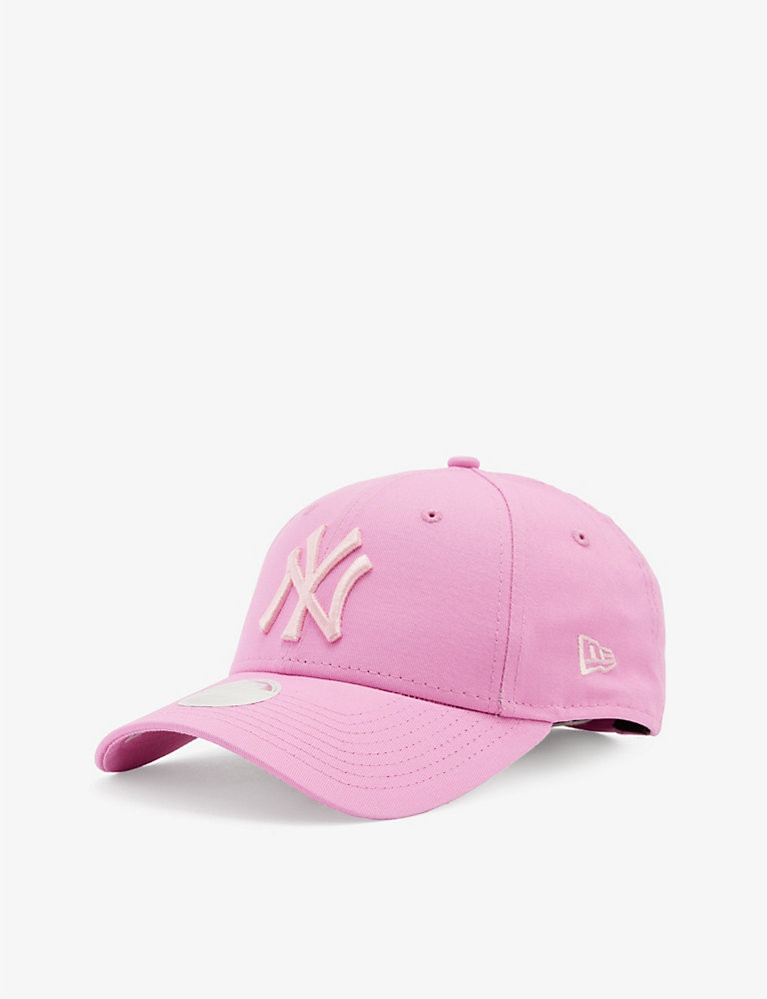New York Yankees brand-embroidered cotton-twill cap | Selfridges
