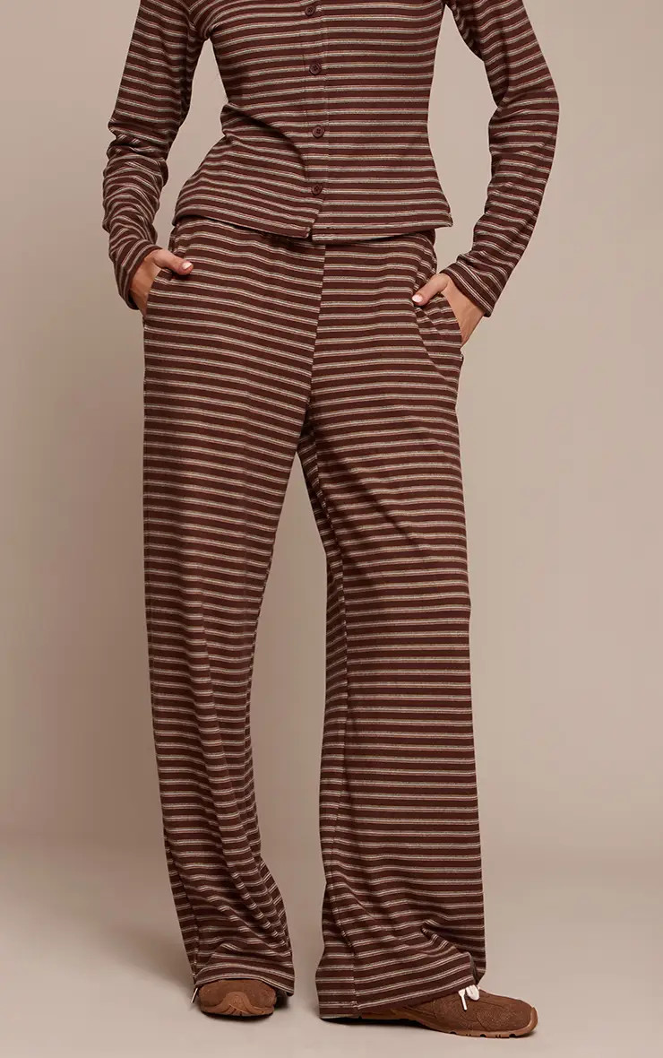 Dark Brown Soft Fleece Striped Straight Leg Trousers | PrettyLittleThing | PrettyLittleThing UK