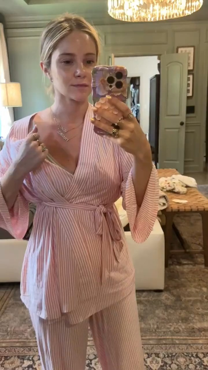 Top pick! The effortless bra is the best nursing bra for postpartum! I have loved it these past few months 

 #LTKBaby #LTKBump