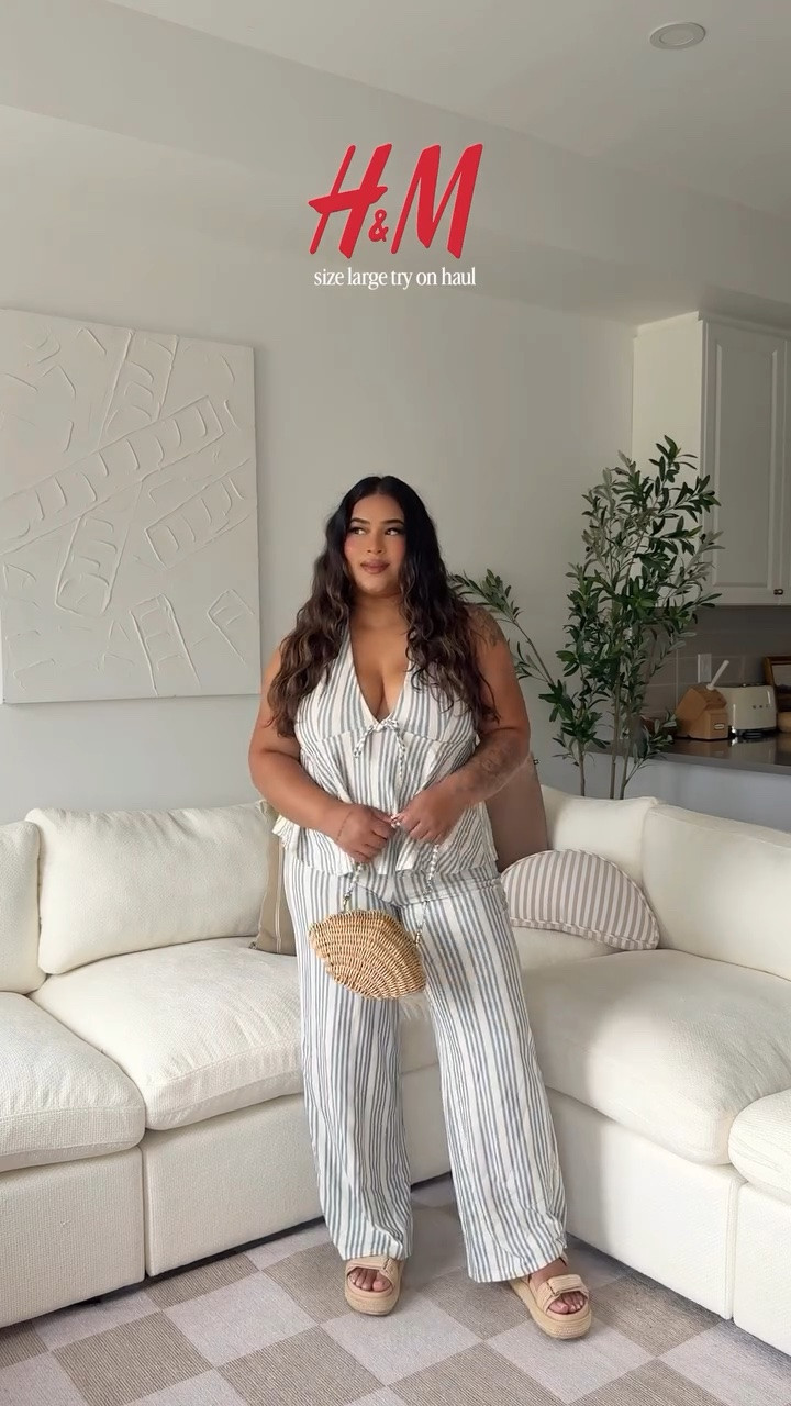 H&M summer collection ☀️

Drop the word ‘HAUL’ below and I’ll send you the details 💌

H&M Haul, Spring Dresses, Occasion Wear, Try-On Haul, Dress Style, Size Large Fashion, OUTFIT, Style, Fresh Spring Looks, Affordable Fashion, Dresses, H&M Finds, New in H&M

https://liketk.it/6hy6M

#hmhaul #hmfinds #clothinghaul #tryonhaul #summerstyle

#LTKsummer #LTKdresses #LTKmidsize