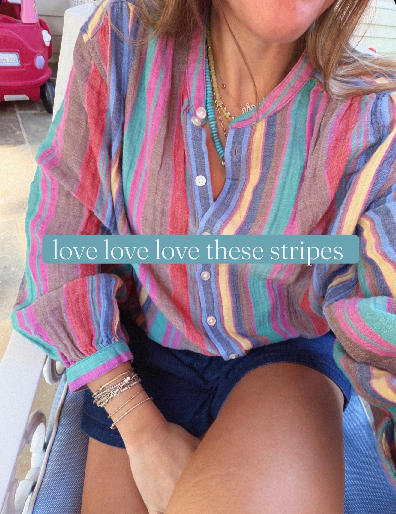 Wearing petite small in the top & xsmall short