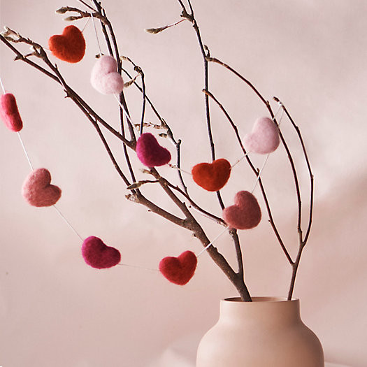 Sweet Heart Felt Garland | Terrain