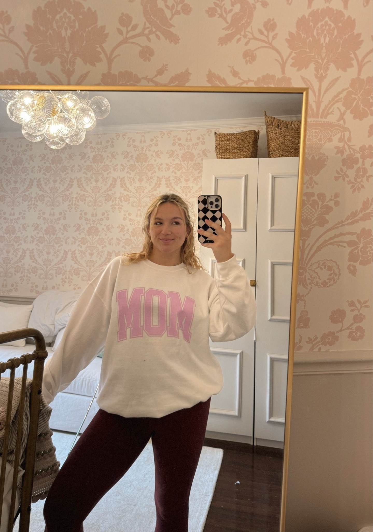 “savvy15” for 15% off at riffraff! (MOM sweatshirt) 