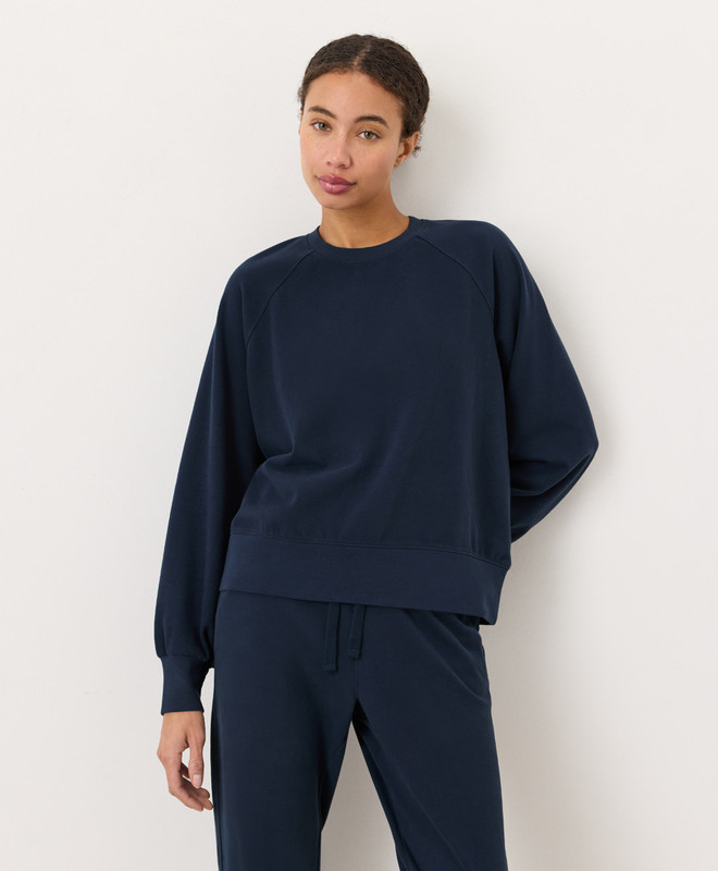Women’s Cloudknit Raglan Crew made with Organic Cotton | Pact | Pact Apparel