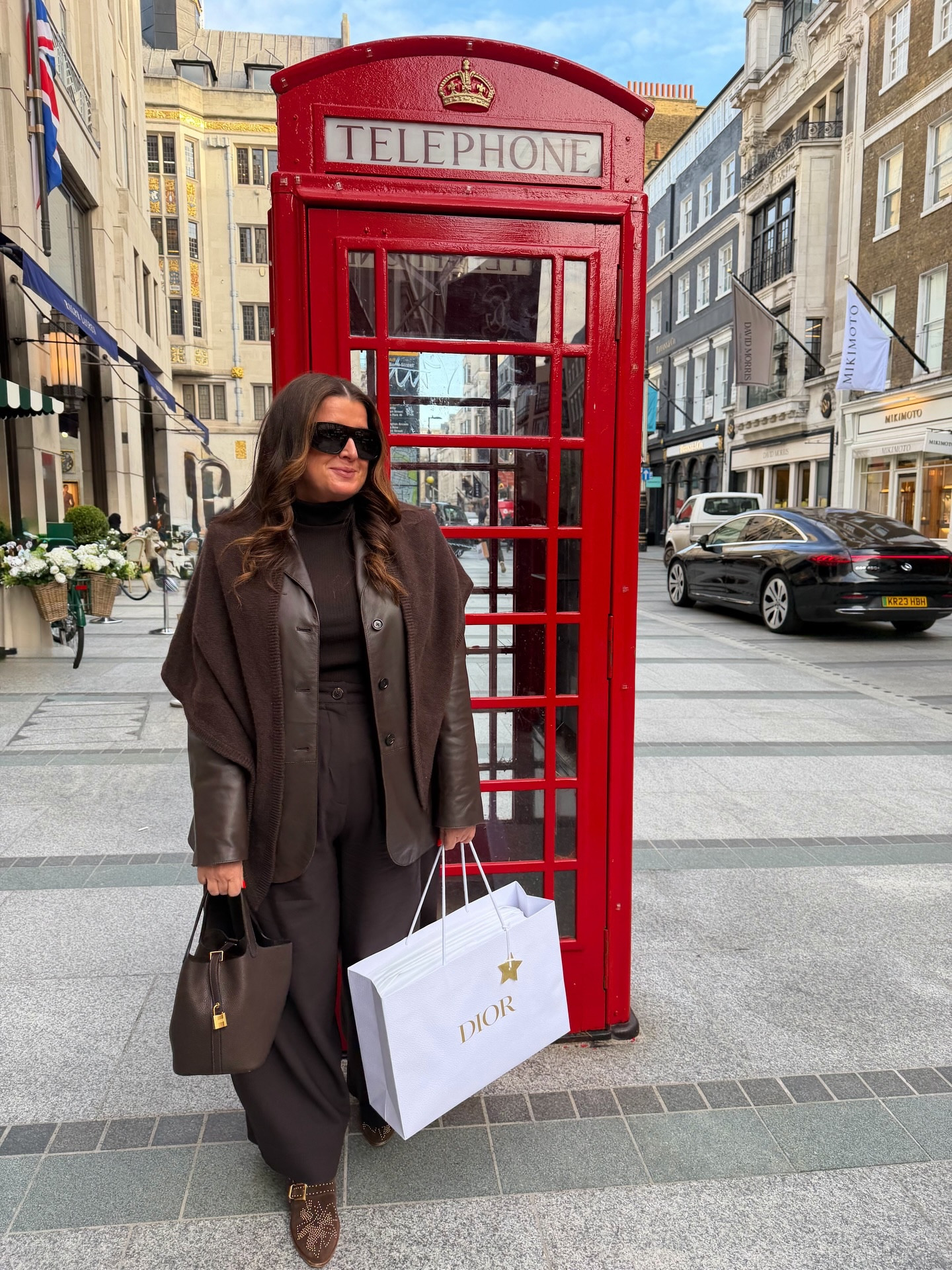 A gorgeous little trip to the big smoke last week where I spent the day on @bondstreet 

We visited @maxmara @jimmychoo @chanelofficial @dior and @victoriabeckham 

We received incredible service all day, but it was particularly notable in @dior from the wonderful Flavia. 

“That” Chanel jacket was haunting me again, so I either need a lotto win or a sugar daddy! 🤪 

A day full of style, laughter and wonderful chat that filled my heart with joy ♥️

STYLE NOTES: I’ll link as much of my look as I can on LTK. Download the app and follow me or click the link in my bio. 

personal styling - women’s styling - women’s stylist - styling - style inspo - personal stylist - personal shopper - style inspiration - image consultant - style coach - stylist - fashion stylist - wardrobe stylist - style advice - style inspiration 

#clarewatkinspersonalstyling #personalstylistcheshire #personalstylist #personalstylistmanchester #newbondstreet