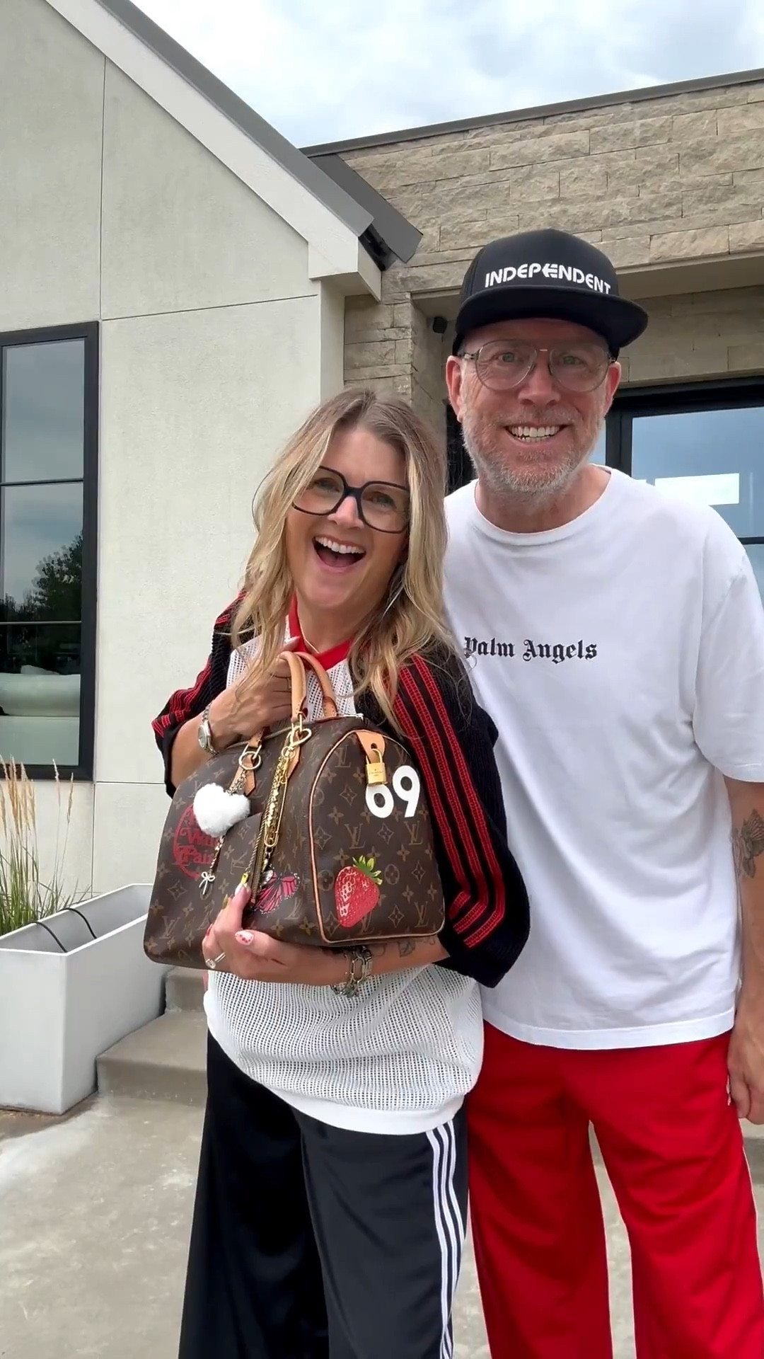 Linking my Adidas sneakers, pants, and bracelets — and Scott’s Adidas shoes are on sale 👟
Easy everyday pieces we both wear on repeat.