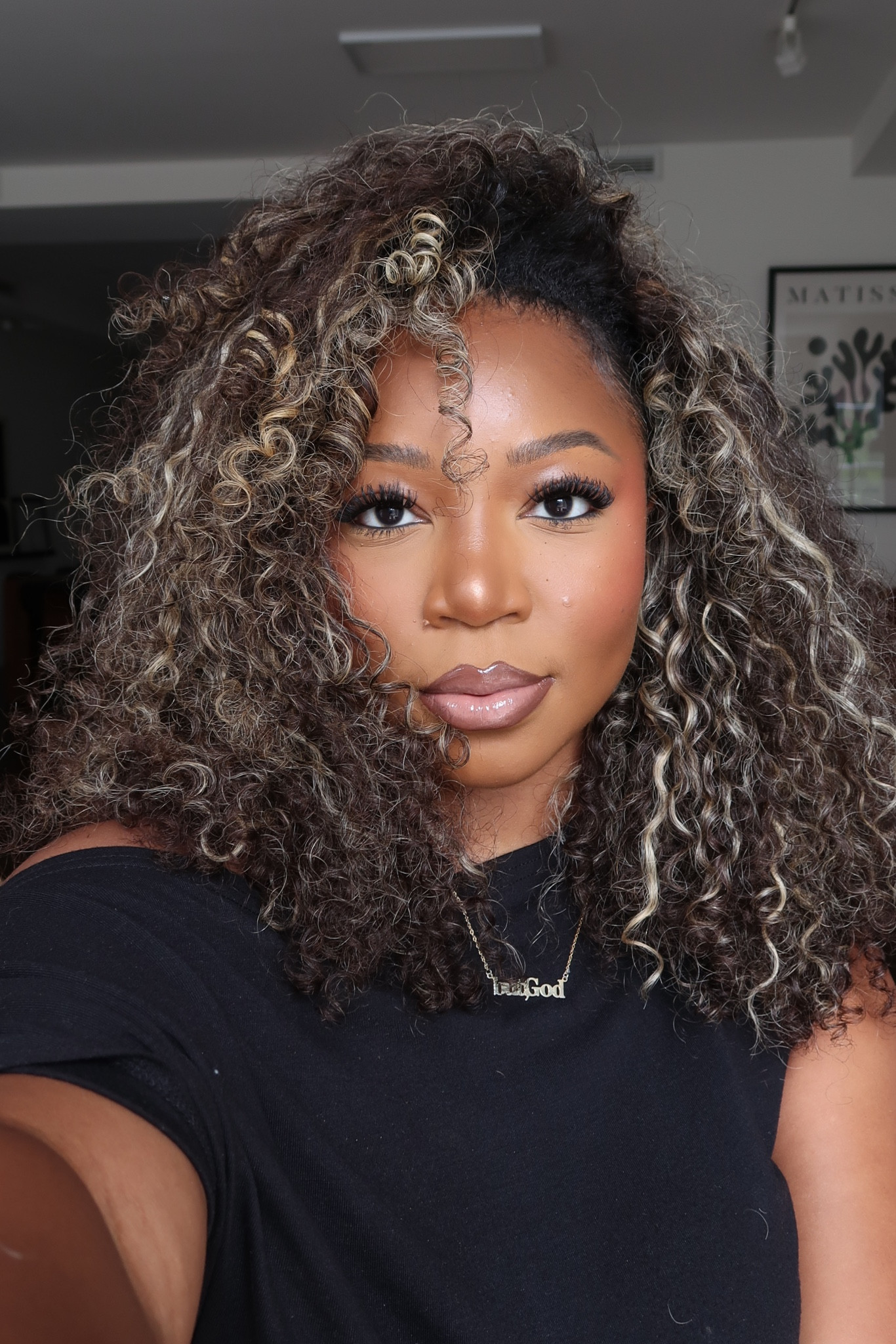 my lippie from today — lip bar ringleader + straight living liner xoxo 

#LTKBeauty #LTKFindsUnder50