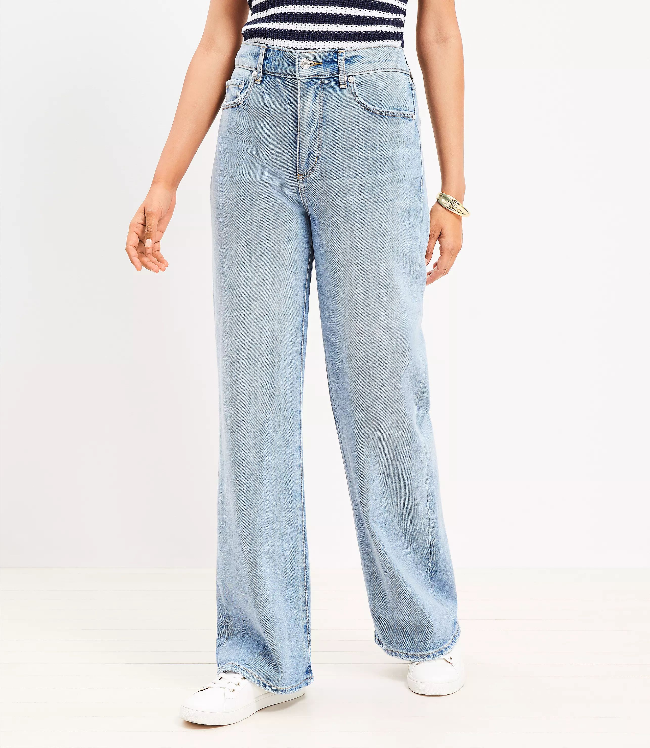 Petite High Rise Wide Leg Jeans in Light Wash Indigo | LOFT