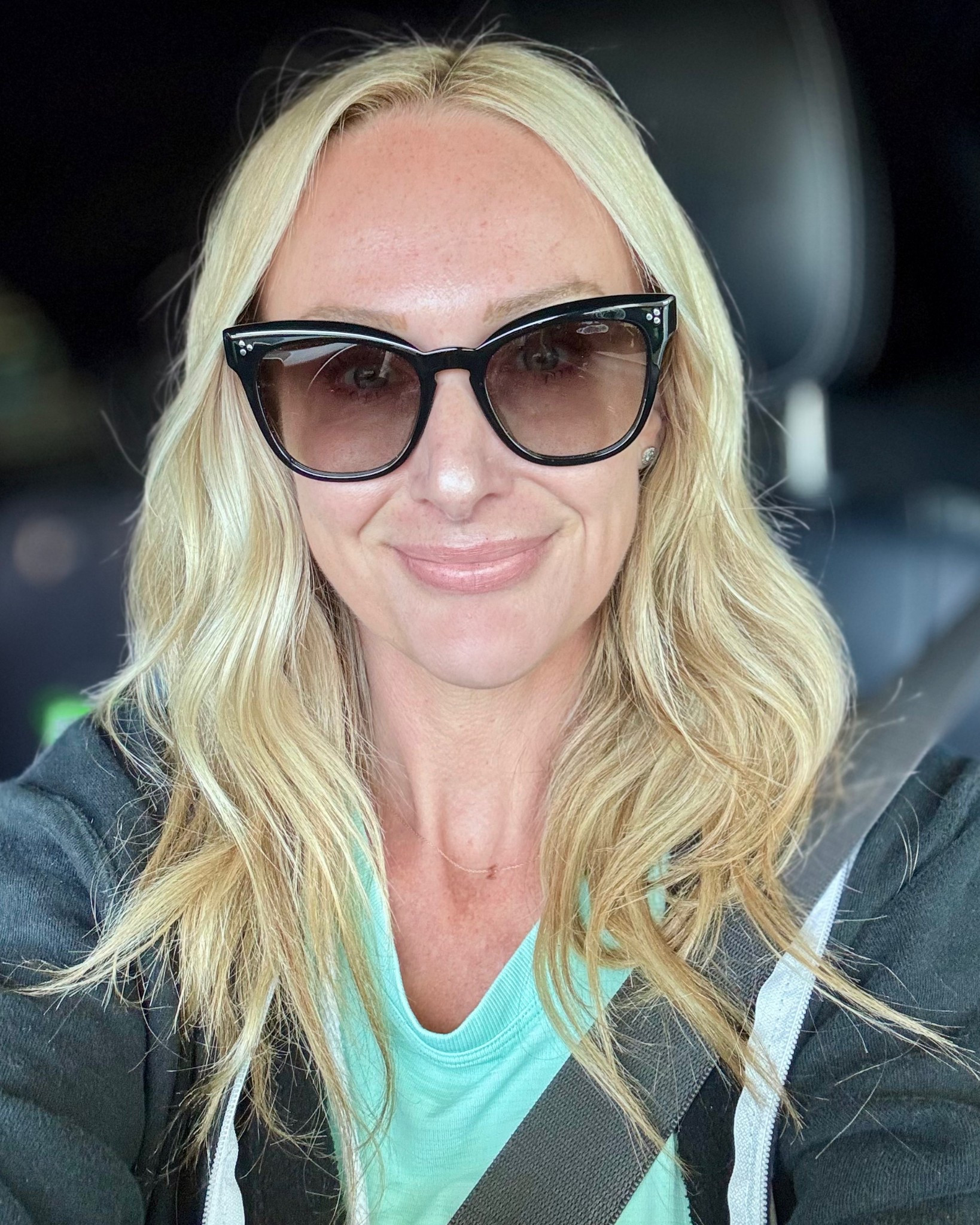 California cool in every detail.
These Oliver Peoples sunglasses bring effortless polish to any day. Timeless, luxe, and perfect for every summer activity! 
#FrameFriday #OliverPeoples #LTKEyewear #LuxurySunglasses 

#LTKStyleTip