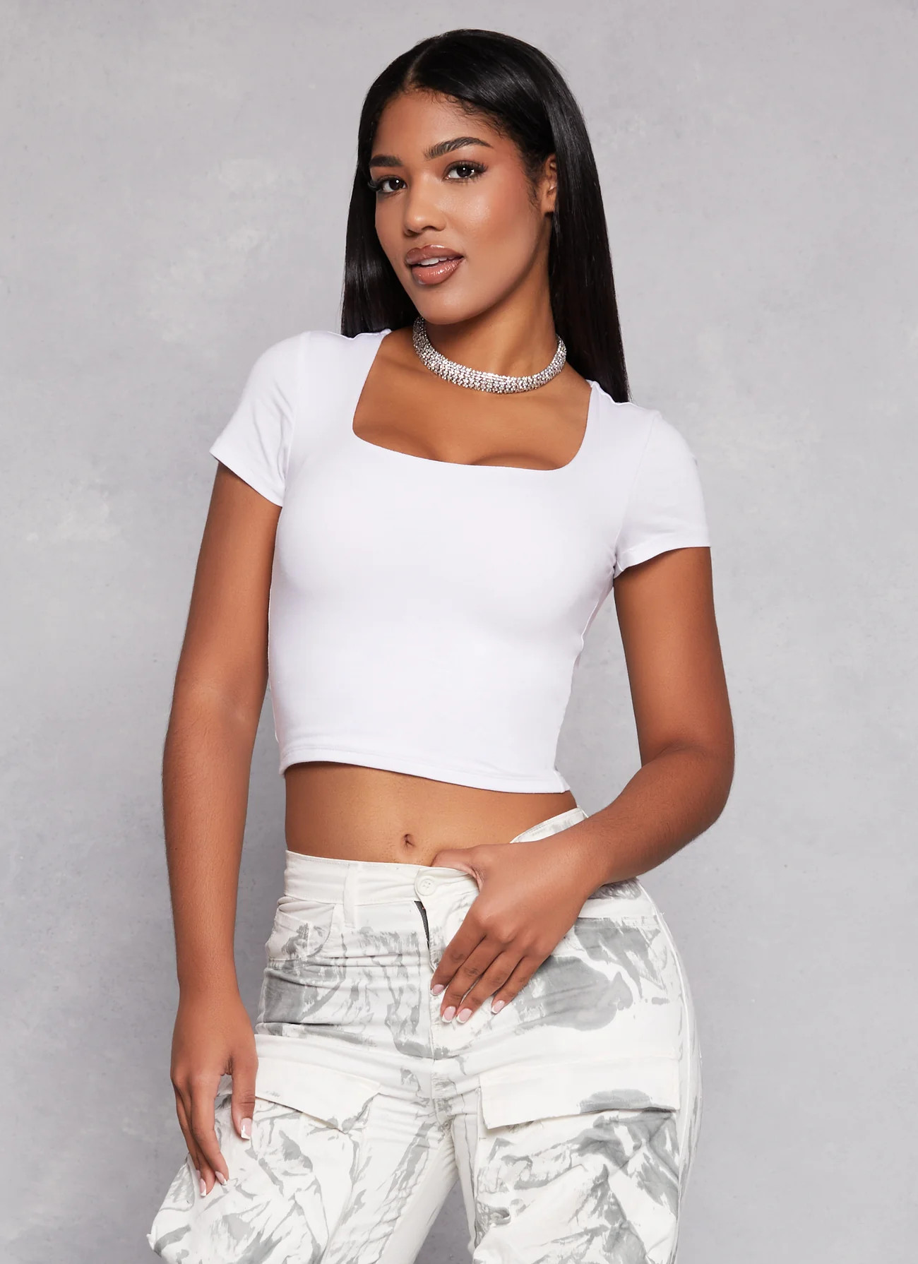 Basic Scoop Neck Cropped Tee | Rainbow Shops