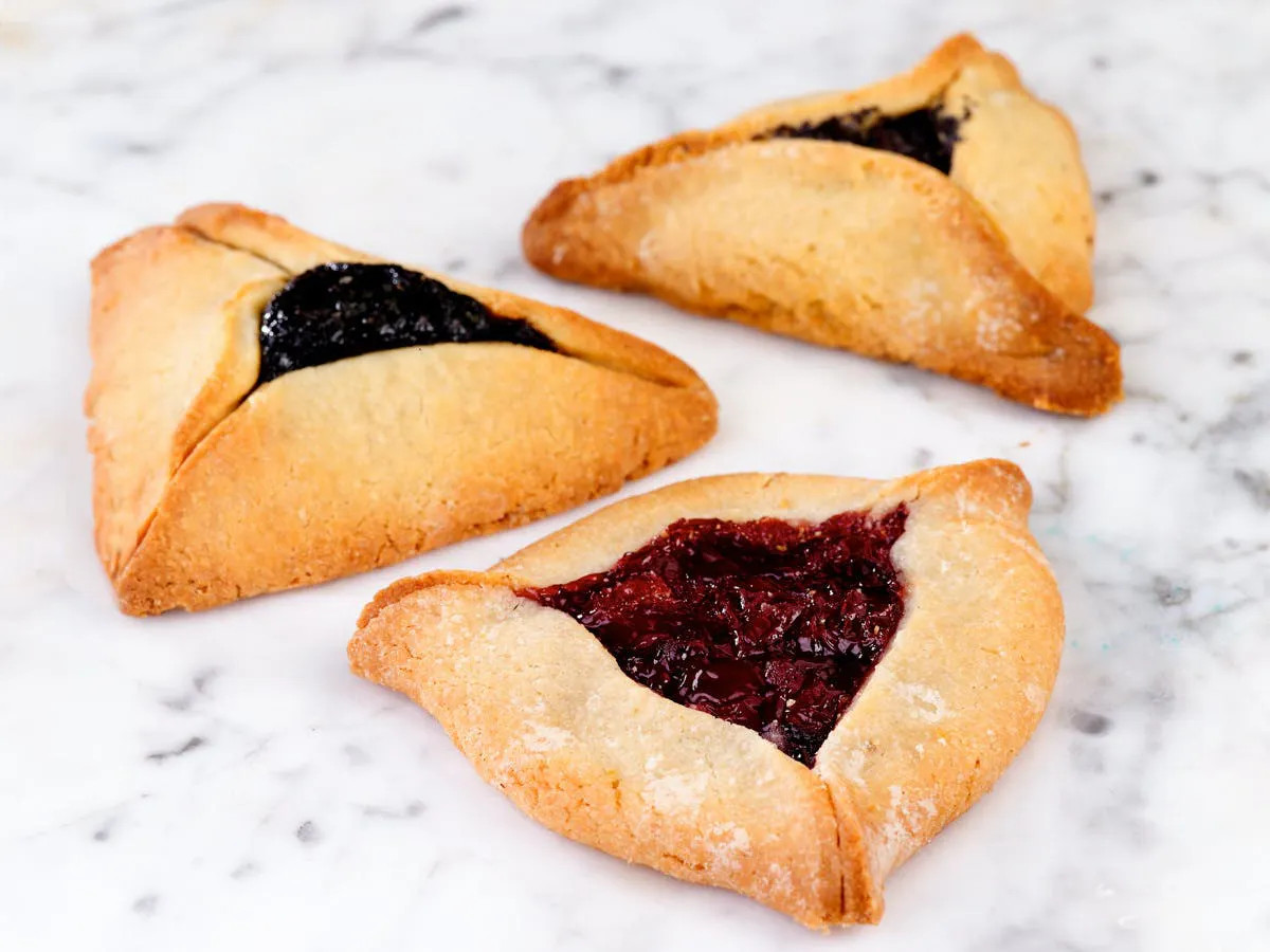 Hamentashen Assorted Dozen

From
William Greenberg Desserts

(Customer Reviews) | Goldbelly