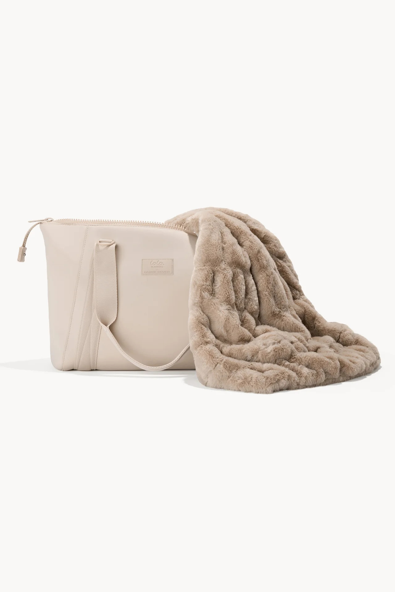 Lola x Dagne Dover: Oyster Bundle | Lola Blankets