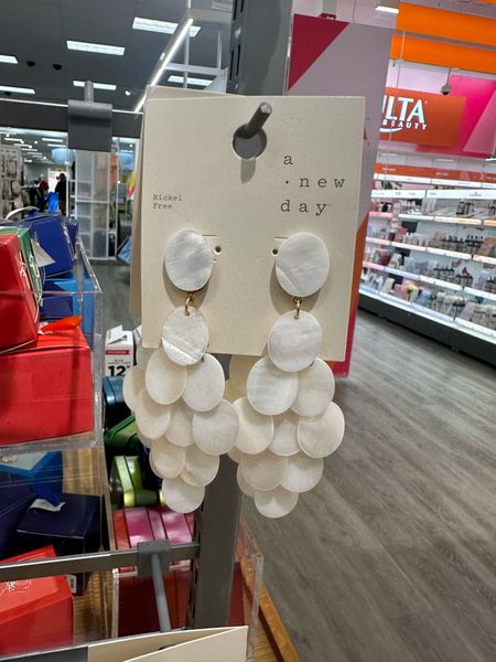 Cute Target finds: Pearl kite dangle earrings

#LTKwedding #LTKGiftGuide #LTKfindsunder50