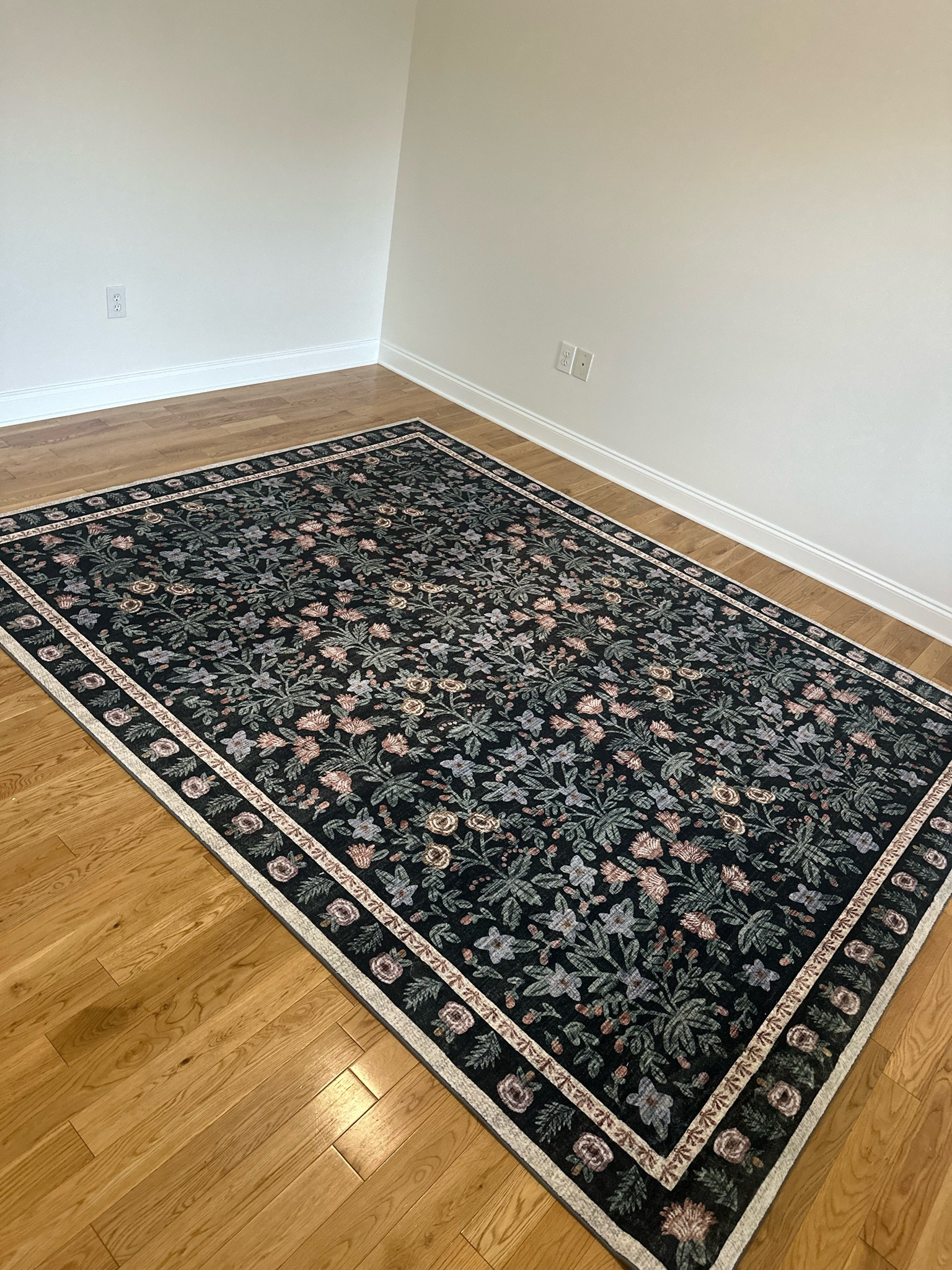 The CUTEST rug EVERRR 🫶🏼 

#LTKGiftGuide #LTKHome #LTKStyleTip