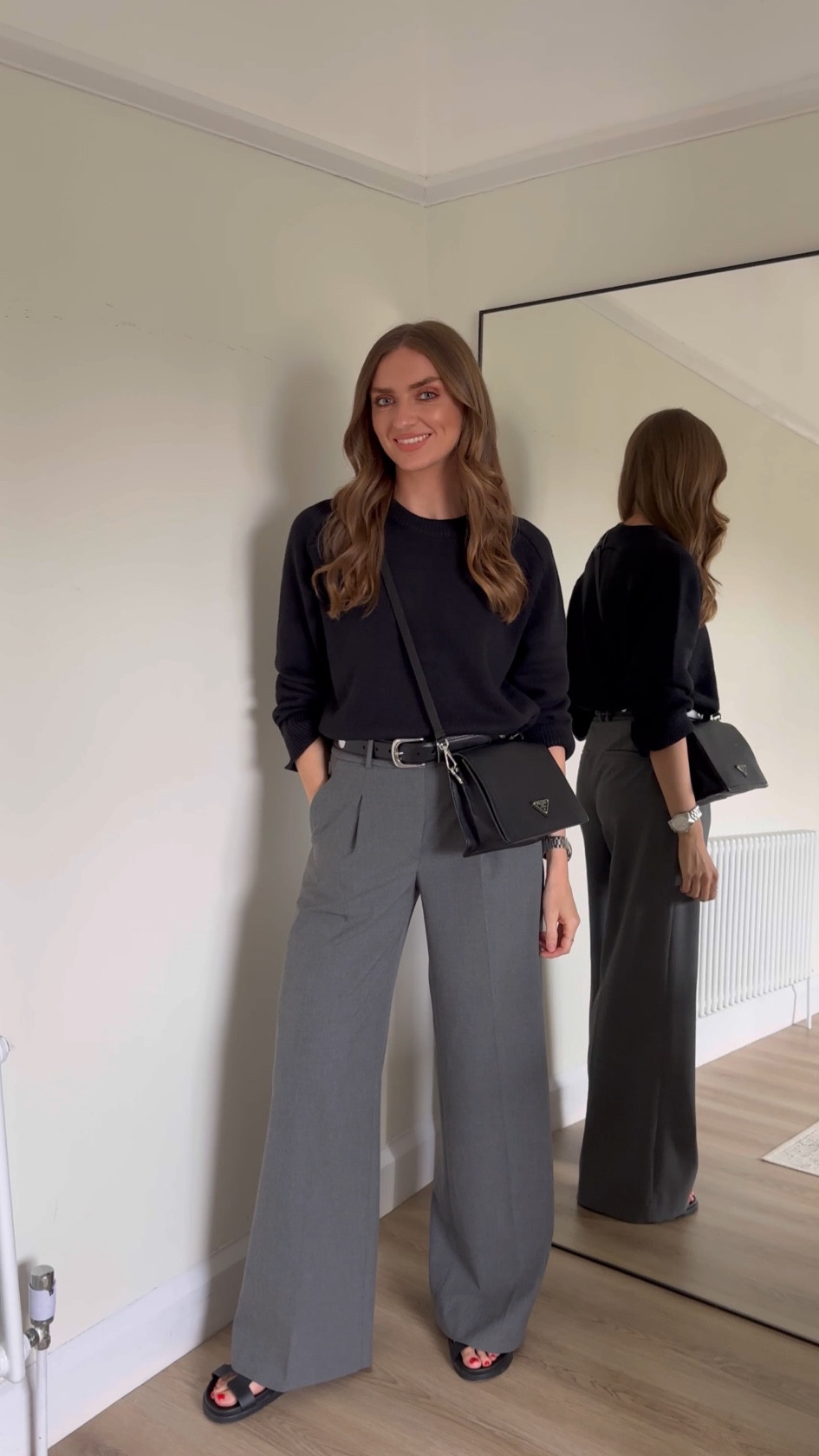 Styling grey trousers

Small in the Abercrombie black long sleeved jumoer
26 Long in the Abercrombie Grey Mid Rise Tailored Wide Leg Pant
I'm 5ft 6
Prada black leather cross-body bag, (bicester village purchases so can't link)
Hermes chypre black sandals, dupes linked
M&S studded black leather belt, khaite dupe!






Grey trouser outfit, wardrobe staples, wide leg trousers
outfit inspiration, black jumper outfit, studded belt outfit 

#LTKeurope #AugustBrandSpotlight #LTKuk
