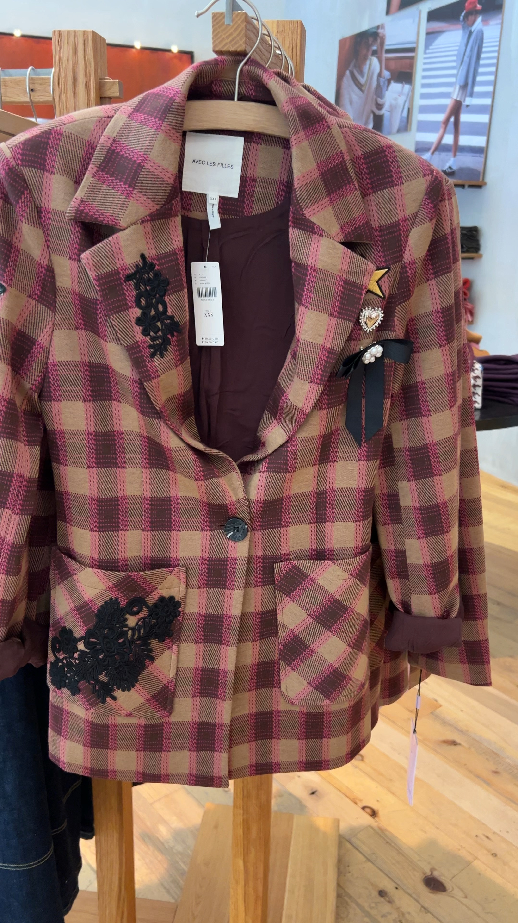 The blazer you want-
Avec les filled plaid pin blazer jacket!

So cute for fall 
Fits tts 
In person it’s so good! 
So many ways to style this pieces 



#LTKStyleTip #LTKVideo #LTKWorkwear