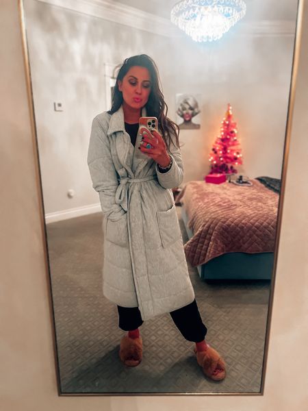 The coziest cozy robe from Target a perfect gift for her! Light enough to wear while I blow dry my hair and heavy enough to keep me warm. Super affordable too! Paired with my fav Target slippers too! 
.
.
.
#giftsforher #cozy #target #momstyle #holidayoutfit 

#LTKSeasonal #LTKHoliday #LTKGiftGuide