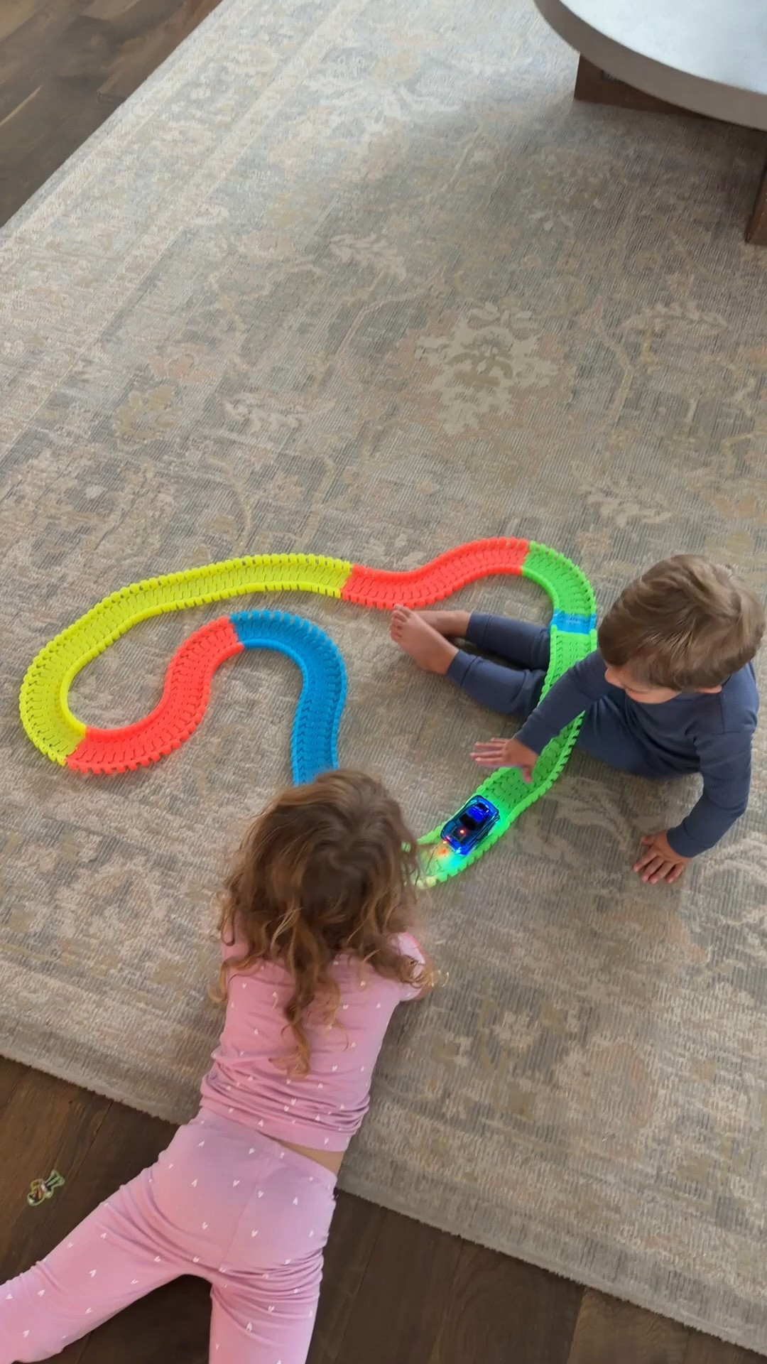 A toy my kids enjoy playing with together 👏🏽

Kids toys, toddler toys, car track, toddler gift idea