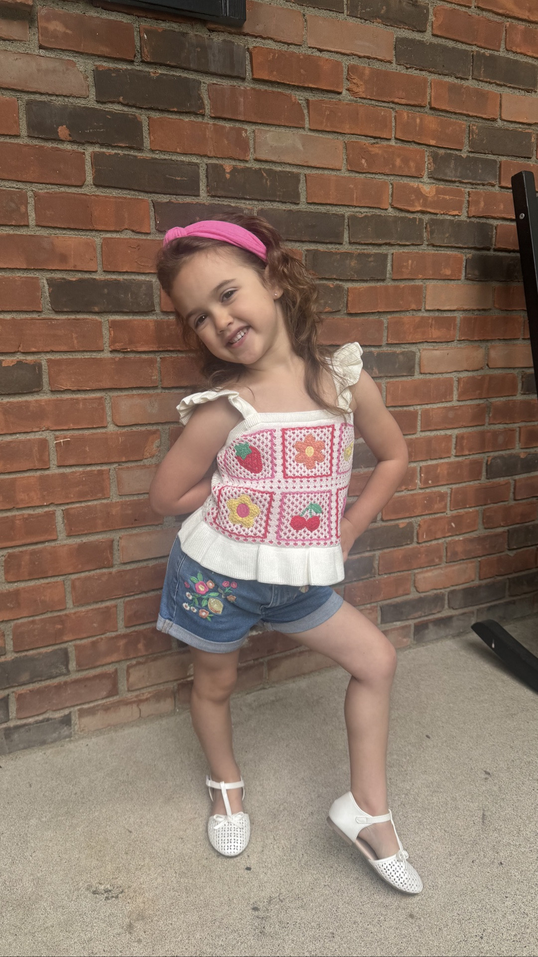 All looks from @Gymboree and @childrensplace 

Toddler girls. Summer looks. Girls looks. Camp looks. School looks. Denim shorts. Toy Story movie. Toy Story 5. Toy Story dress. Swimsuit. Girls swimsuits. Vacation swim. Girls swim. Girls sandals. White sandals. Summer sandals. Gymboree girls. Children’s place

#LTKdayinmylife #LTKSaleAlert #LTKKids