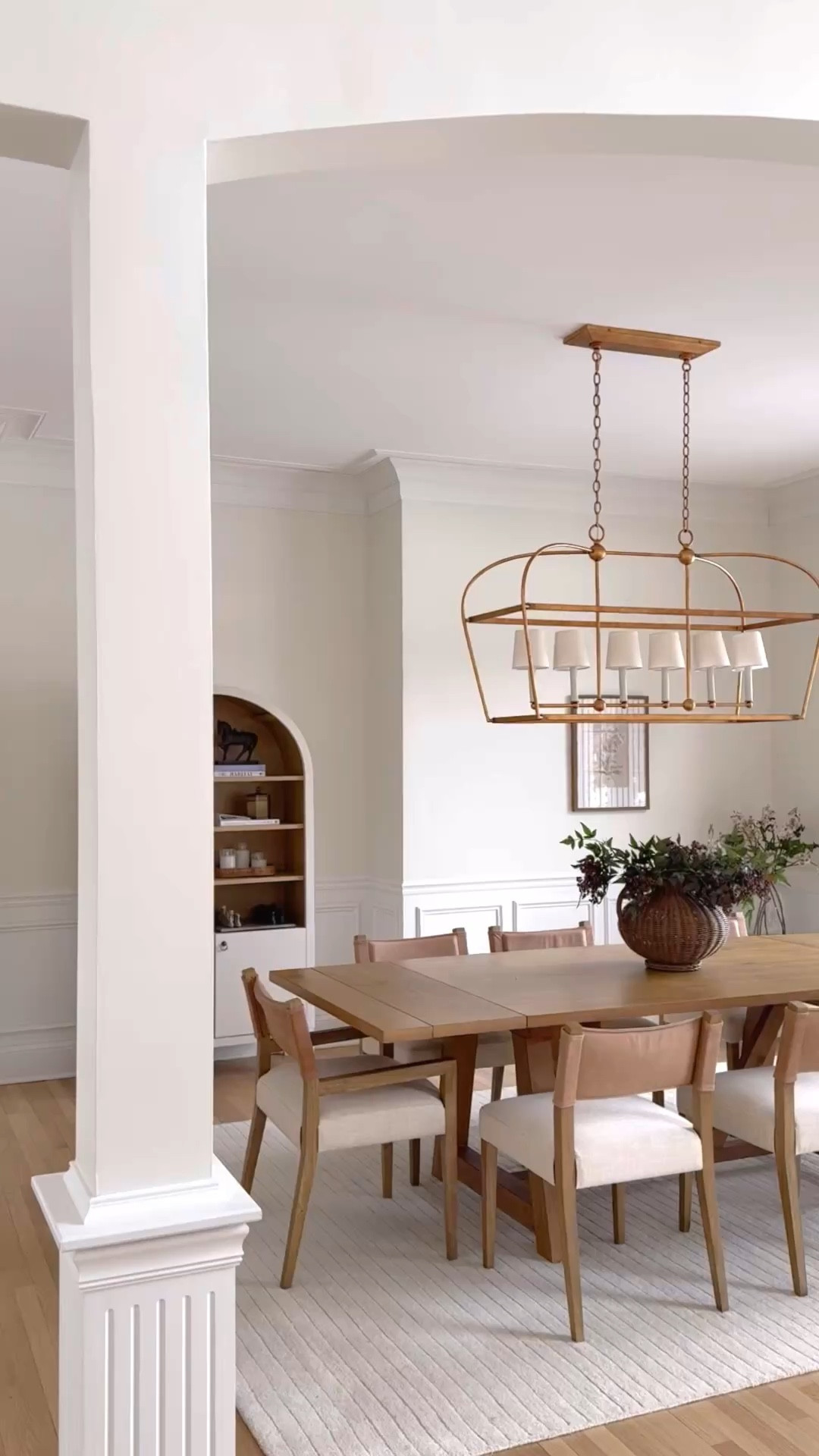 Dining room view and decor 

#LTKdayinmylife #LTKSeasonal #LTKHome