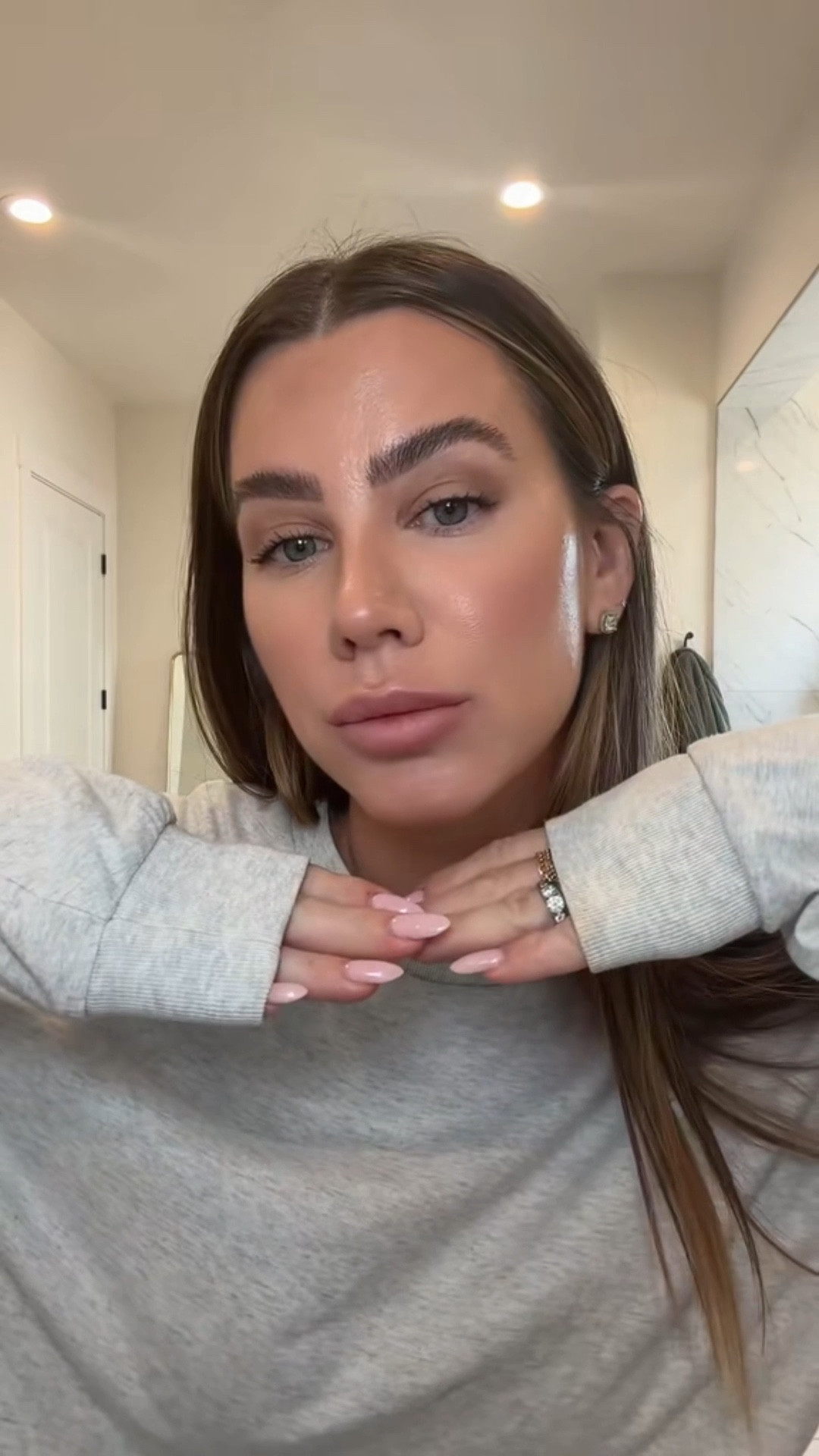 Updated makeup routine everything is linked ￼

#LTKmomlife #LTKselfcare #LTKBeauty