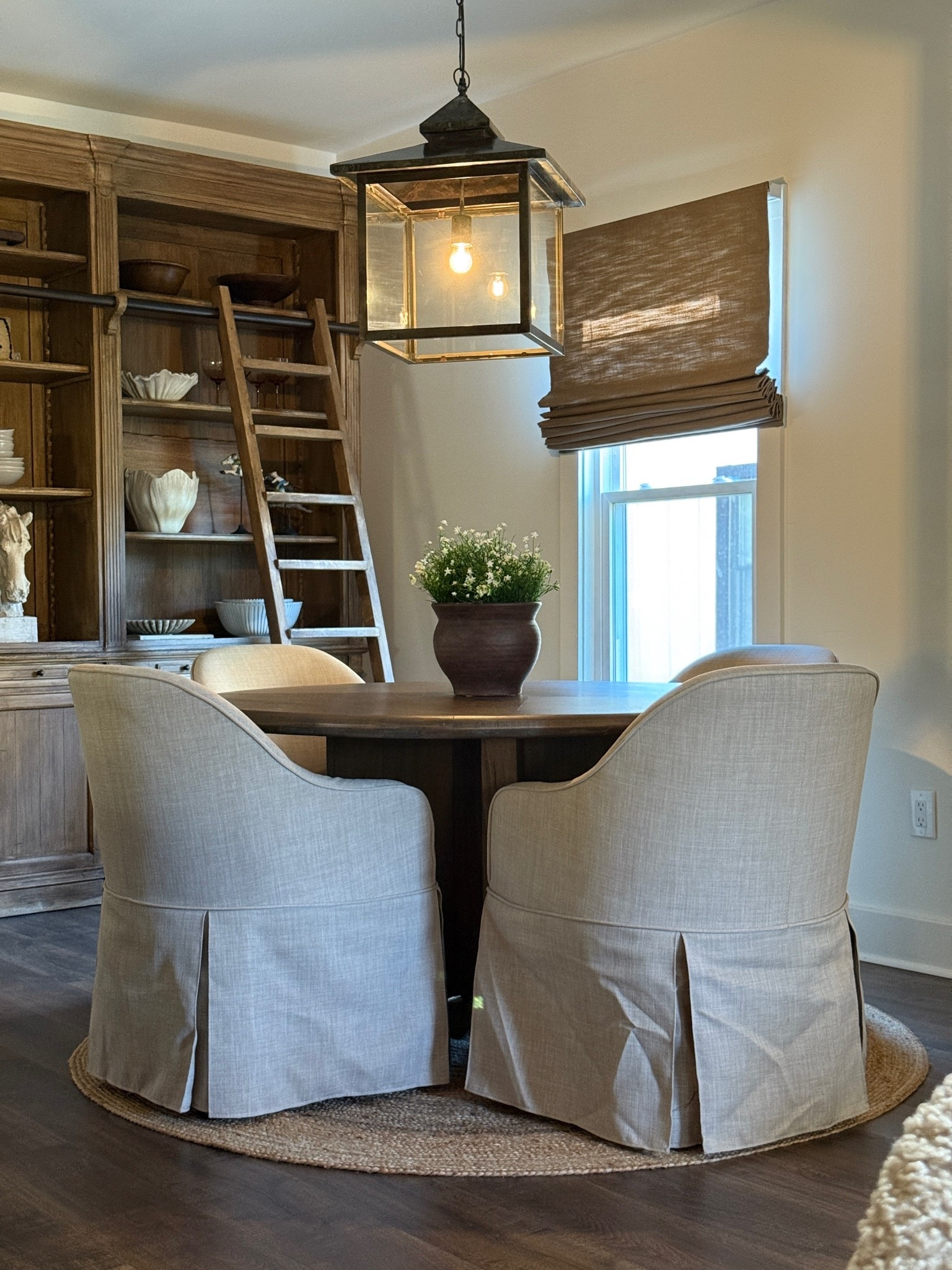 Round dining table, love this one the wood tone is perfection!
