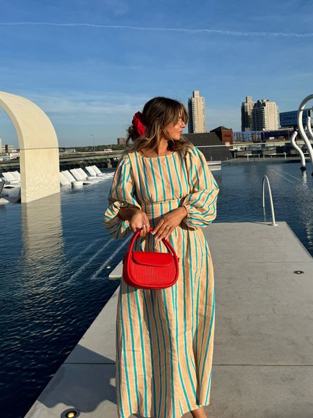 Striped dress is a size 10 the back is so pretty and it is so comfy. Made of linen I love this bag so much. It’s a coral red and It goes with everything and the perfect night outback

#LTKover40 #LTKparties #LTKstyletip