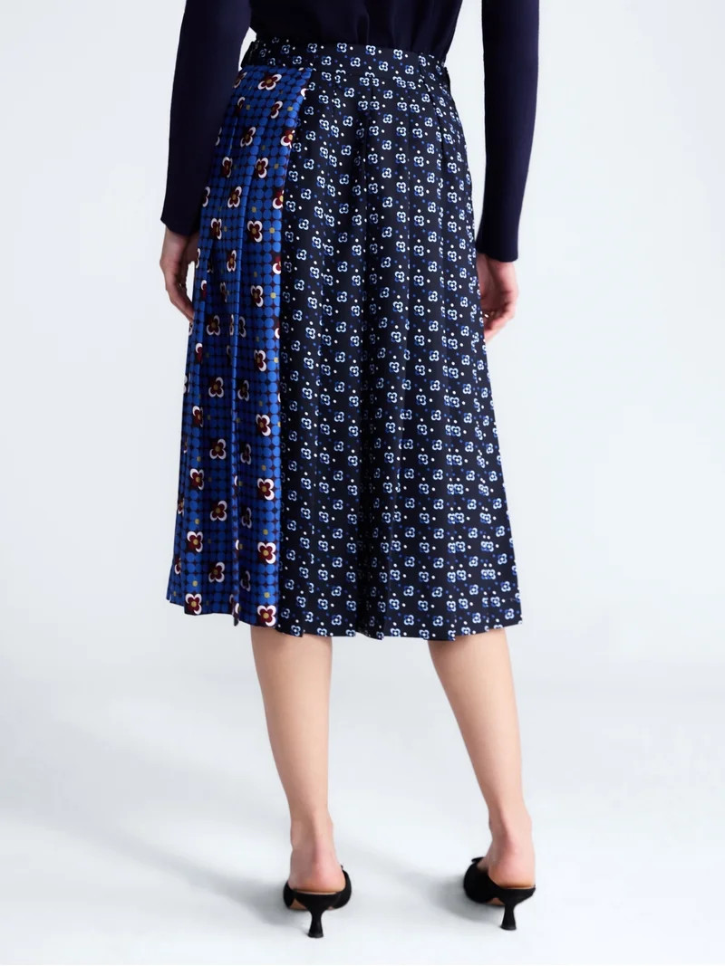 Free Assembly Women\u2019s and Women\u2019s Plus Pleated Tab Waist Midi Skirt, Sizes 0-28W | Walmart (US)