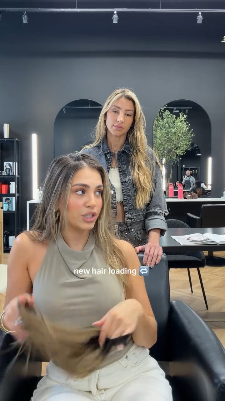 after a longgg break I finally put these inches back in, I am so happy to be back in your chair @regiavelic at @arvelhair 💗 hands down best hair salon in all of Miami for color and extensions 🥰  #wefthairextension #brondebalayage #hairinspo #bronde #miamihairsalon