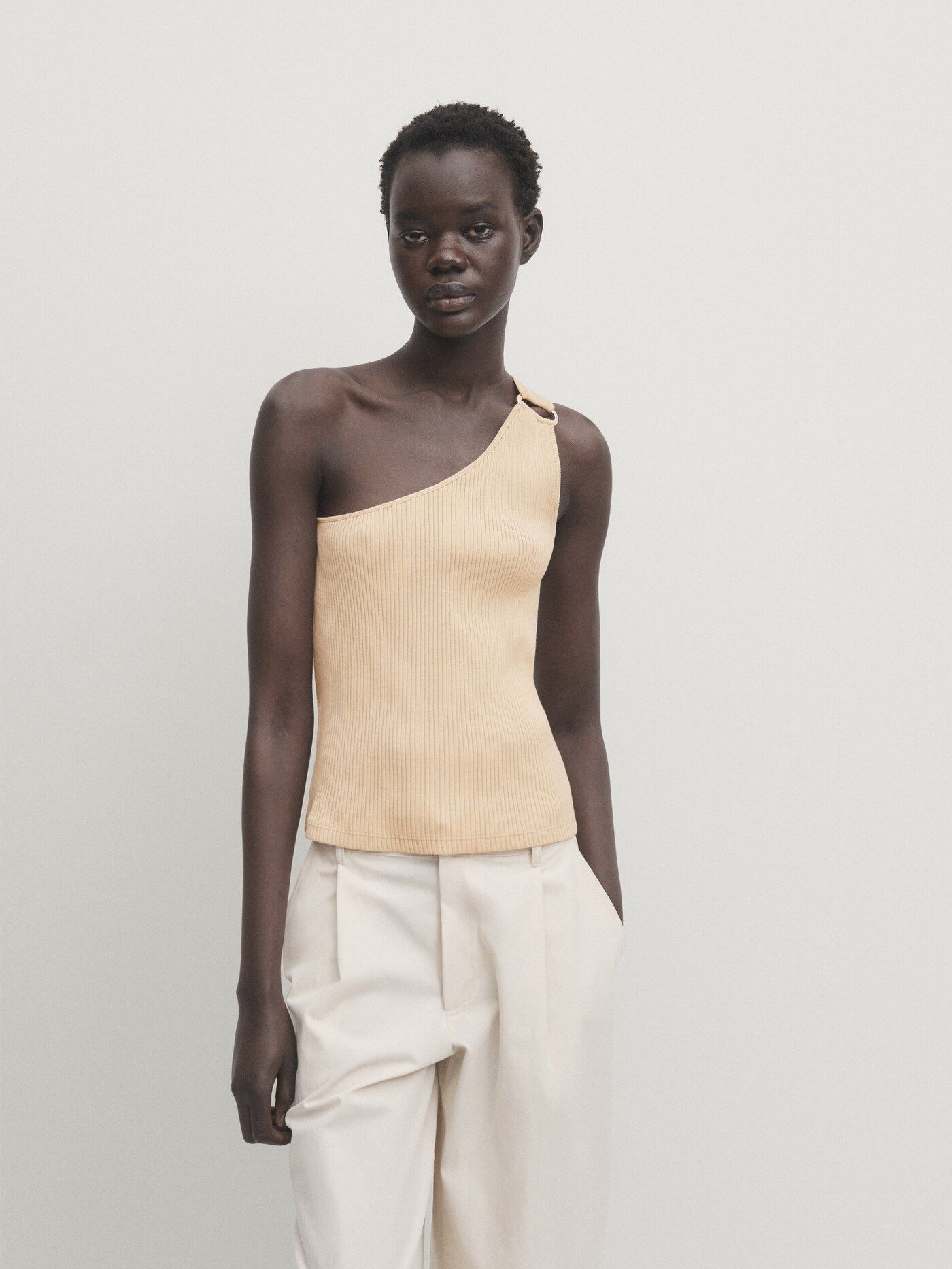 Asymmetric ribbed top with piece detail | Massimo Dutti UK
