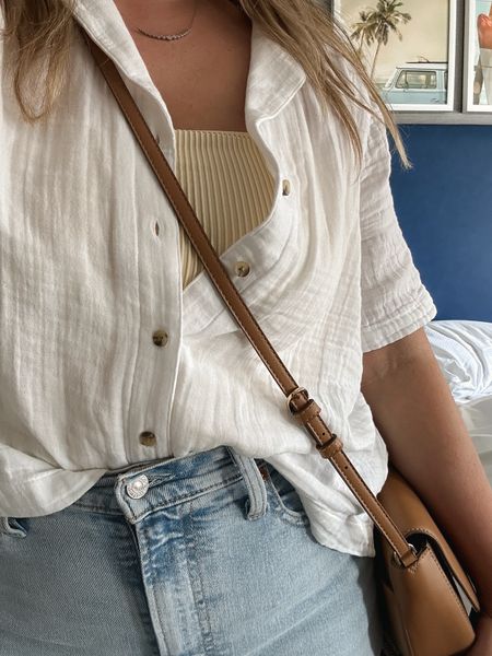 A new favorite casual vacation outfit. And the most comfortable mom jeans I’ve found! They’re Levi’s + super high waist. 👌

travel outfit, spring clothing, high waisted jeans, jewelry, gifts for mom, summer outfit, country concert outfit, bodysuit

#LTKfindsunder100 #LTKmidsize #LTKtravel