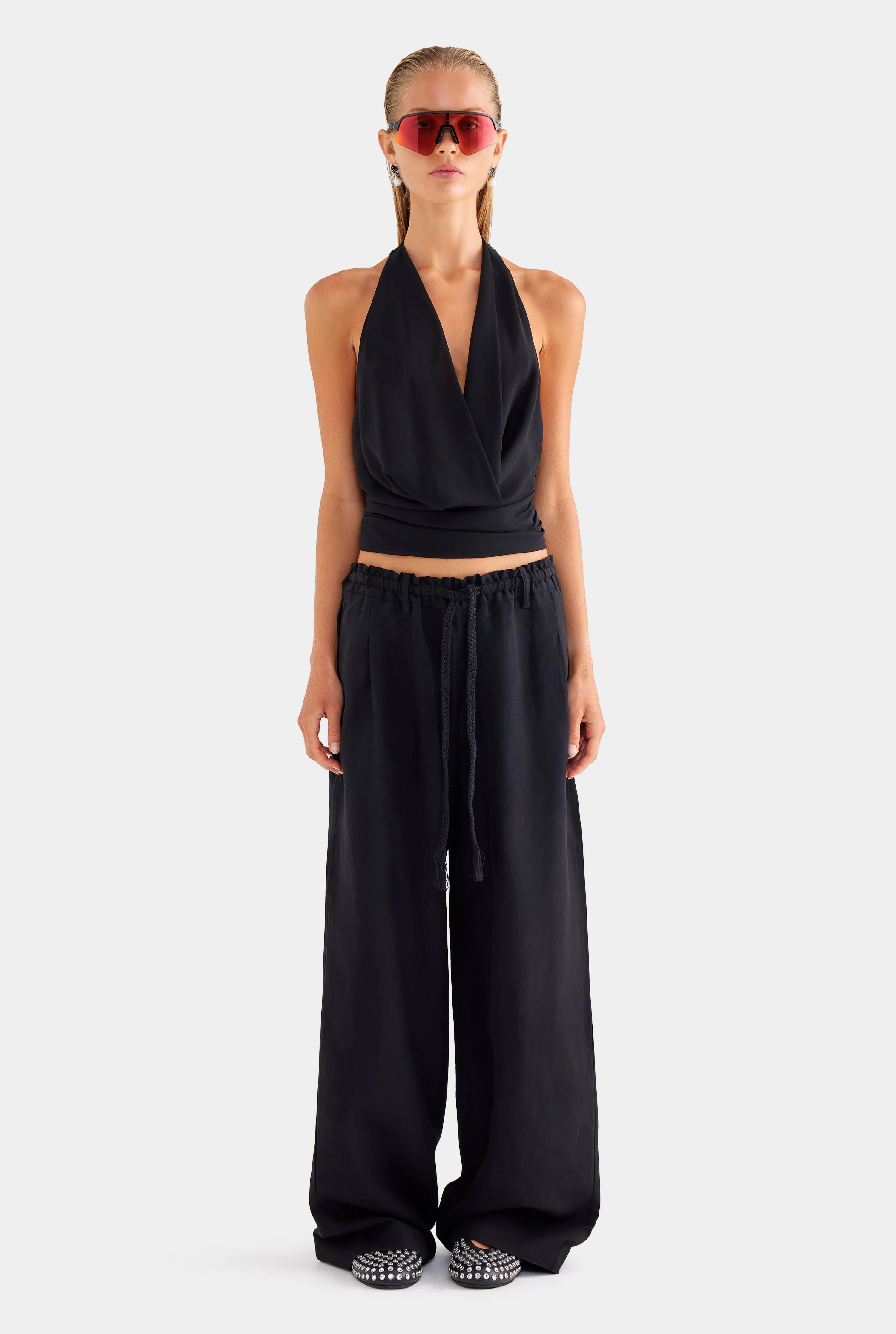 Womens Silk Linen Relaxed Pleat Front Pant Black | Venroy | Venroy AU