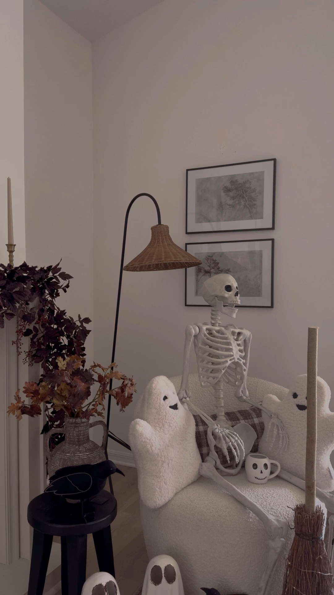 Shop my Halloween living room decor 👻🍂✨

#LTKHalloween #LTKSeasonal #LTKHome