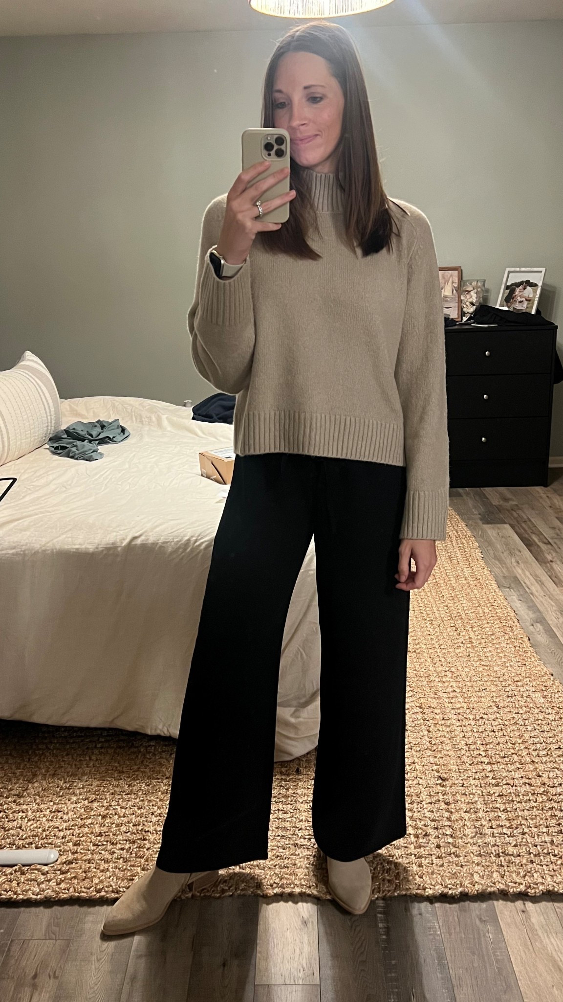 I now understand why these pants went viral! They are so comfortable and can be dressed up or down. 

#LTKWorkwear #LTKGiftGuide #LTKootd