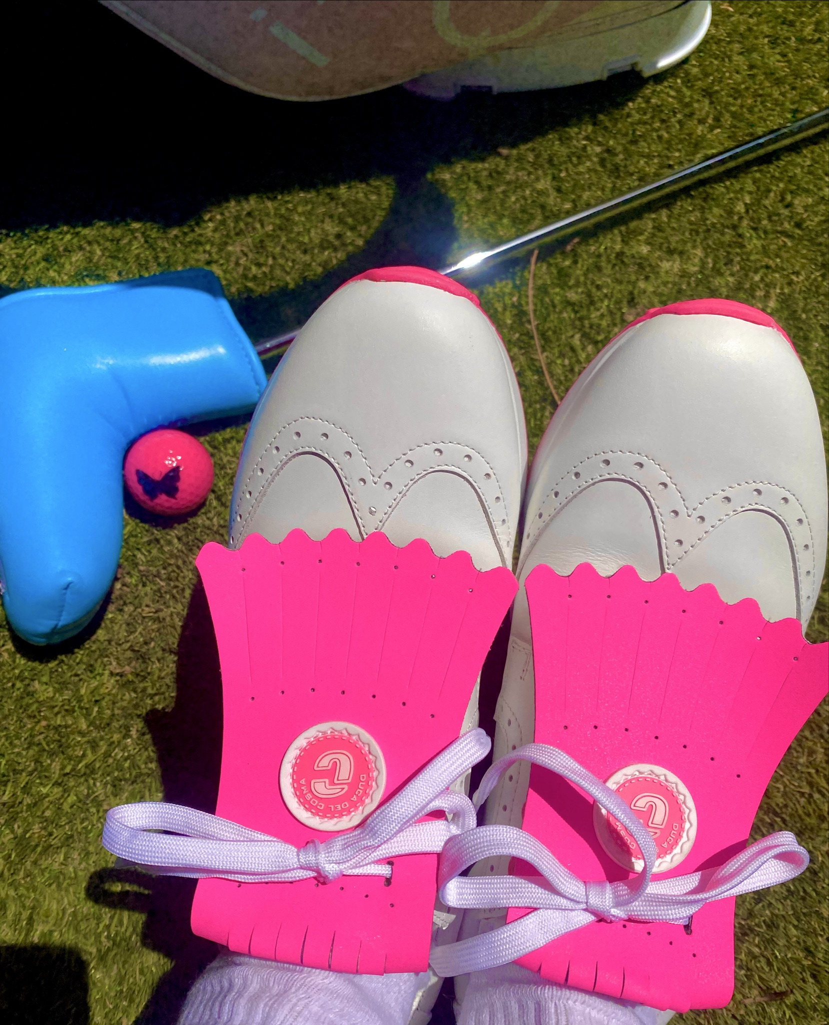 I love bringht colors, especially PINK! 💖💞💘
Shoes-true to size from Duca del Cosma
Glove-viviantee 
Putter-Lombardi Golf
Not listed but I’ll link alike products

#LTKActive #LTKTravel #LTKootd