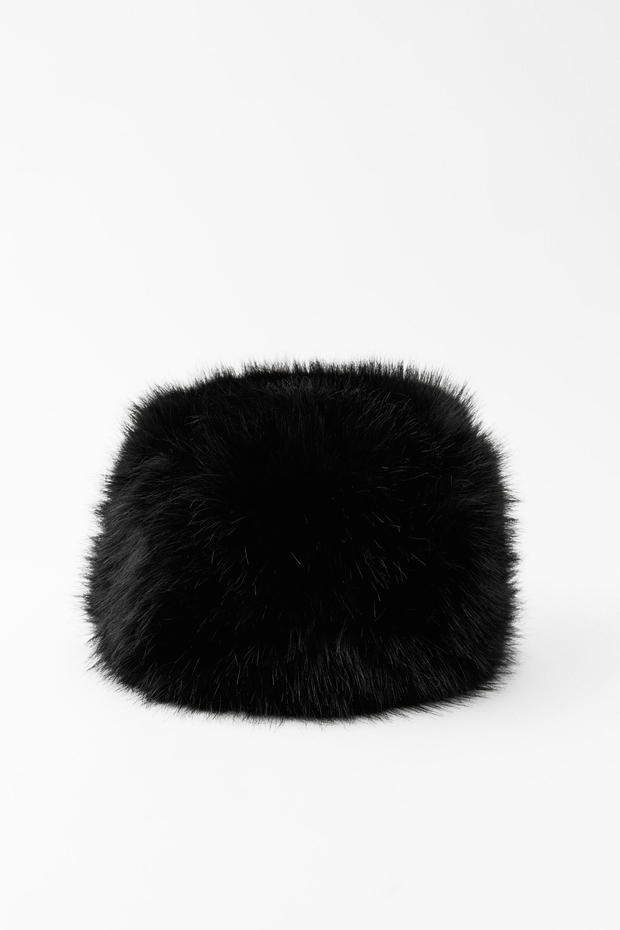FAUX FUR CLOCHE HAT | Zara UK