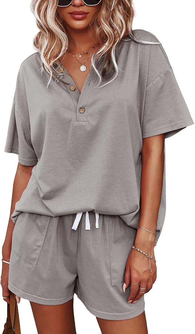 ADDHEAT Women's Short Sleeve Sweatsuits: 2 Piece Casual Outfit Sets with Pockets | Amazon (US)
